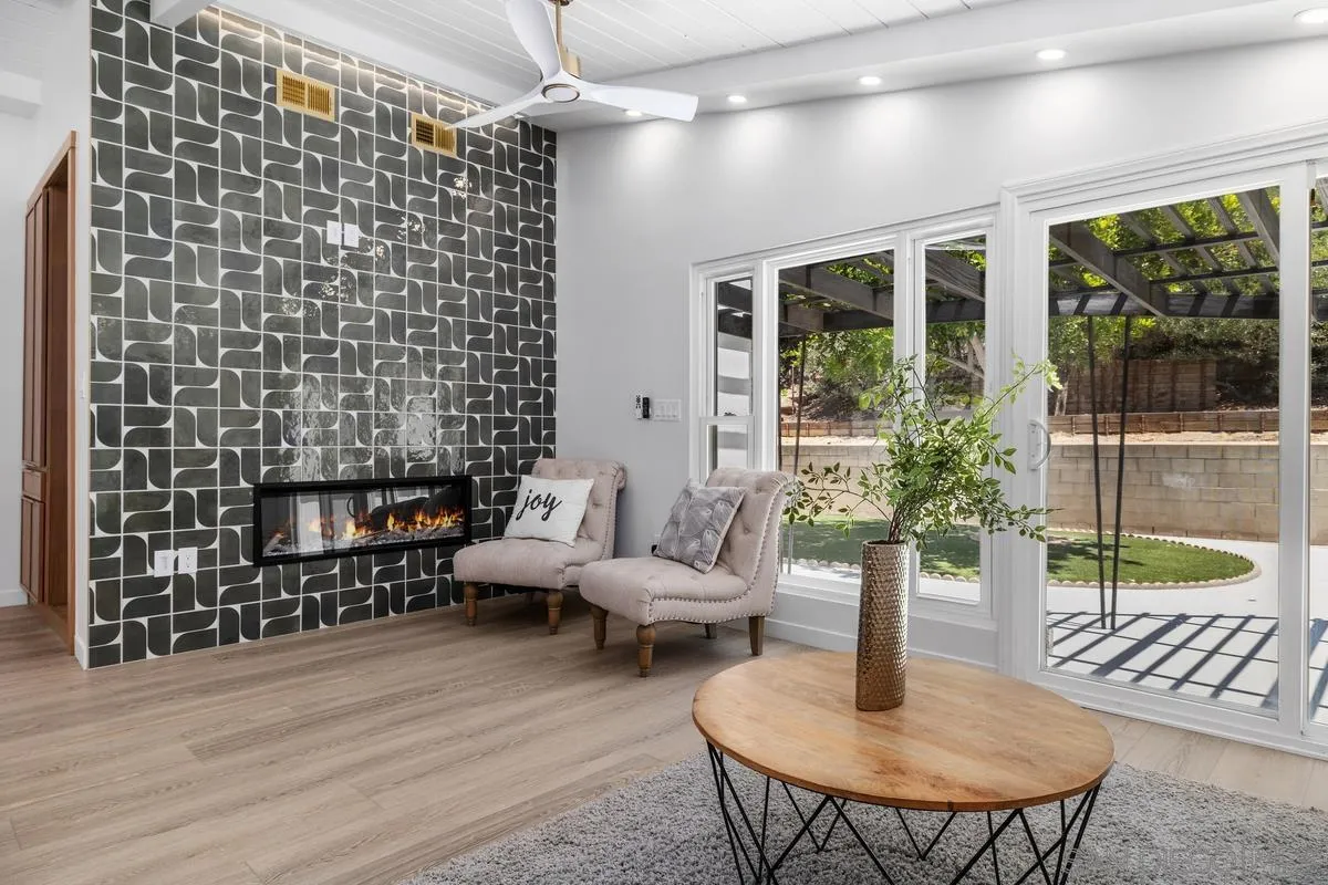 https://cdn.realtyfeed.com/cdn/127/260021761/6e27c6e3ea65c77e26ff5ef8f521b308.webp