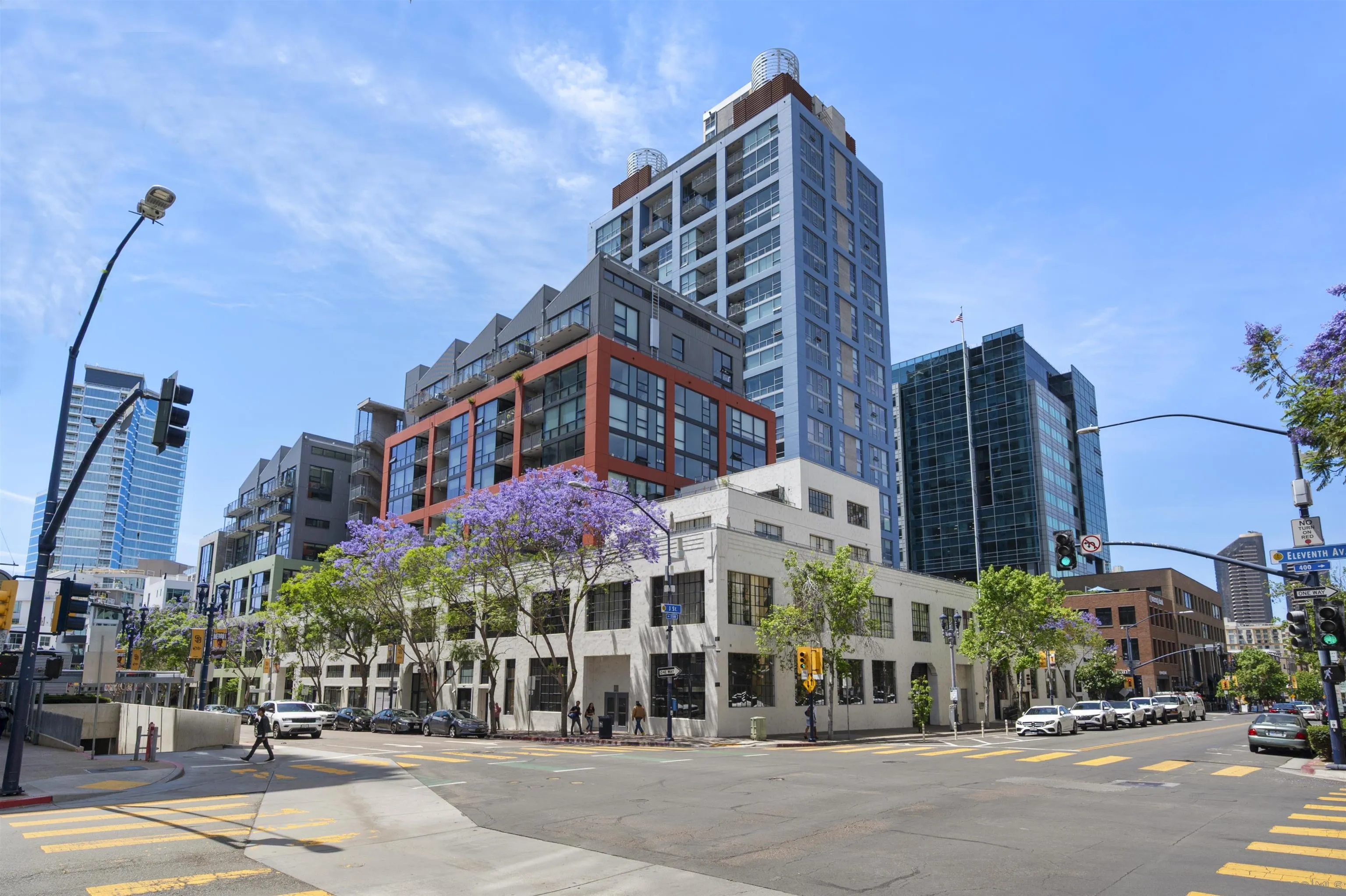 https://cdn.realtyfeed.com/cdn/127/260021766/06f09acb2a0fd44a3e9c26f04afd1b3d.webp