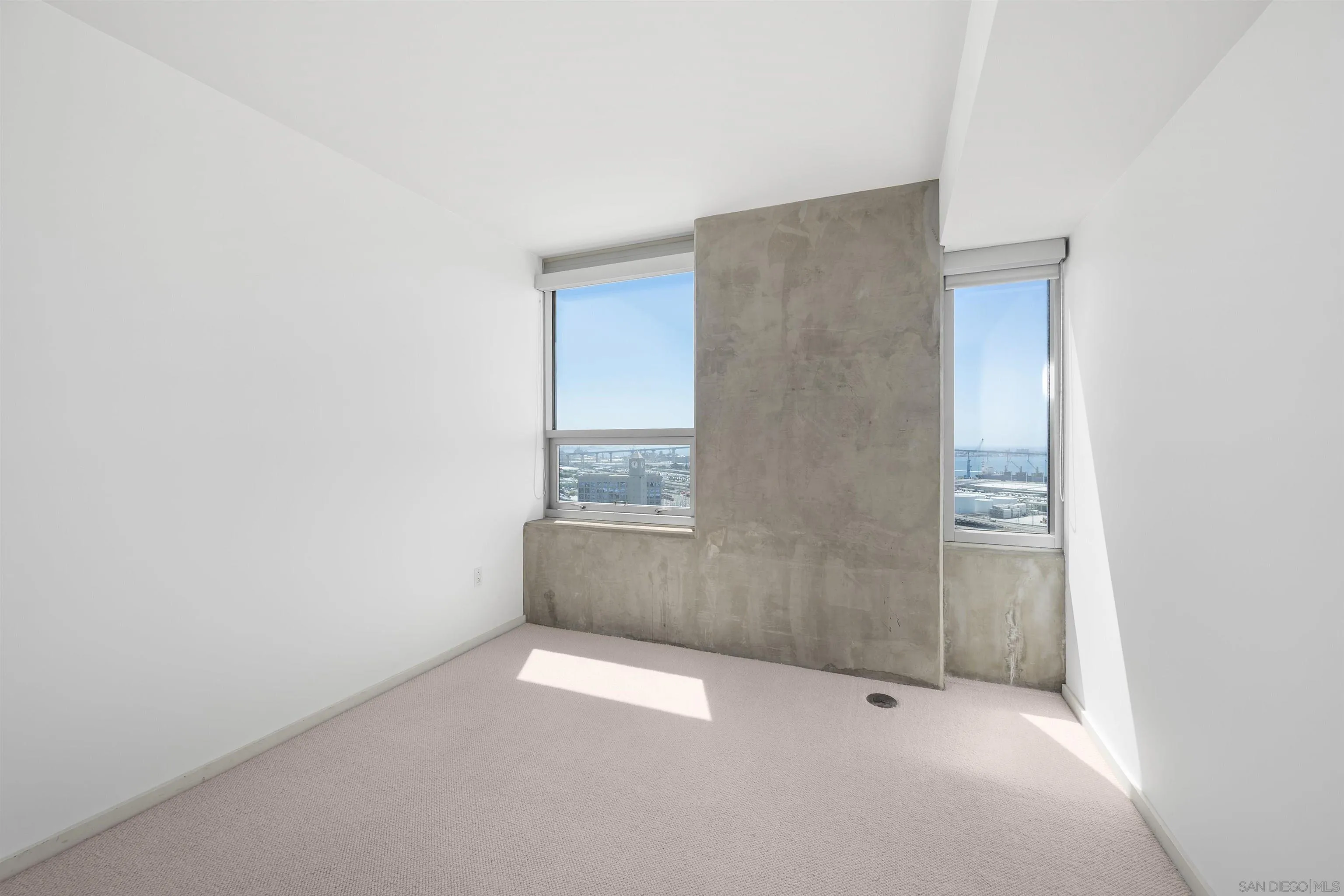 https://cdn.realtyfeed.com/cdn/127/260021766/1bc5751d928ef39a832d004328d4959f.webp