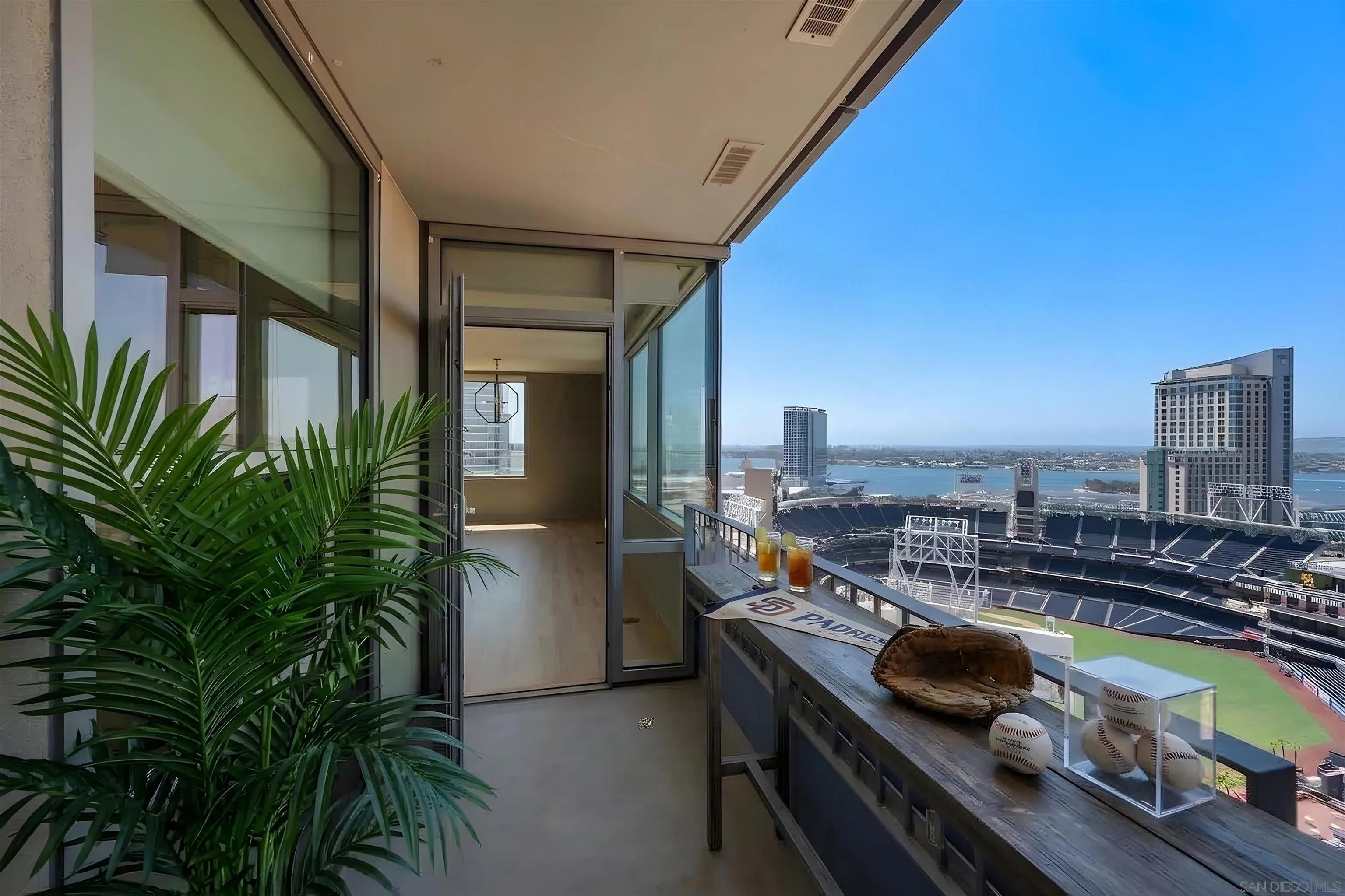 https://cdn.realtyfeed.com/cdn/127/260021766/5efb580a0533868da56f8e5a6c8dfede.webp