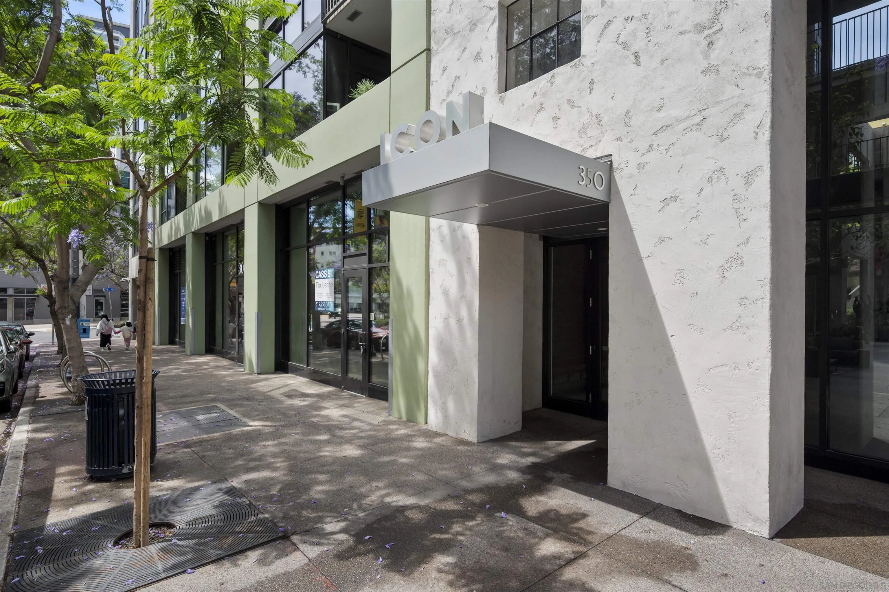https://cdn.realtyfeed.com/cdn/127/260021766/de0c950db952348cde5afc2926512fb6.webp
