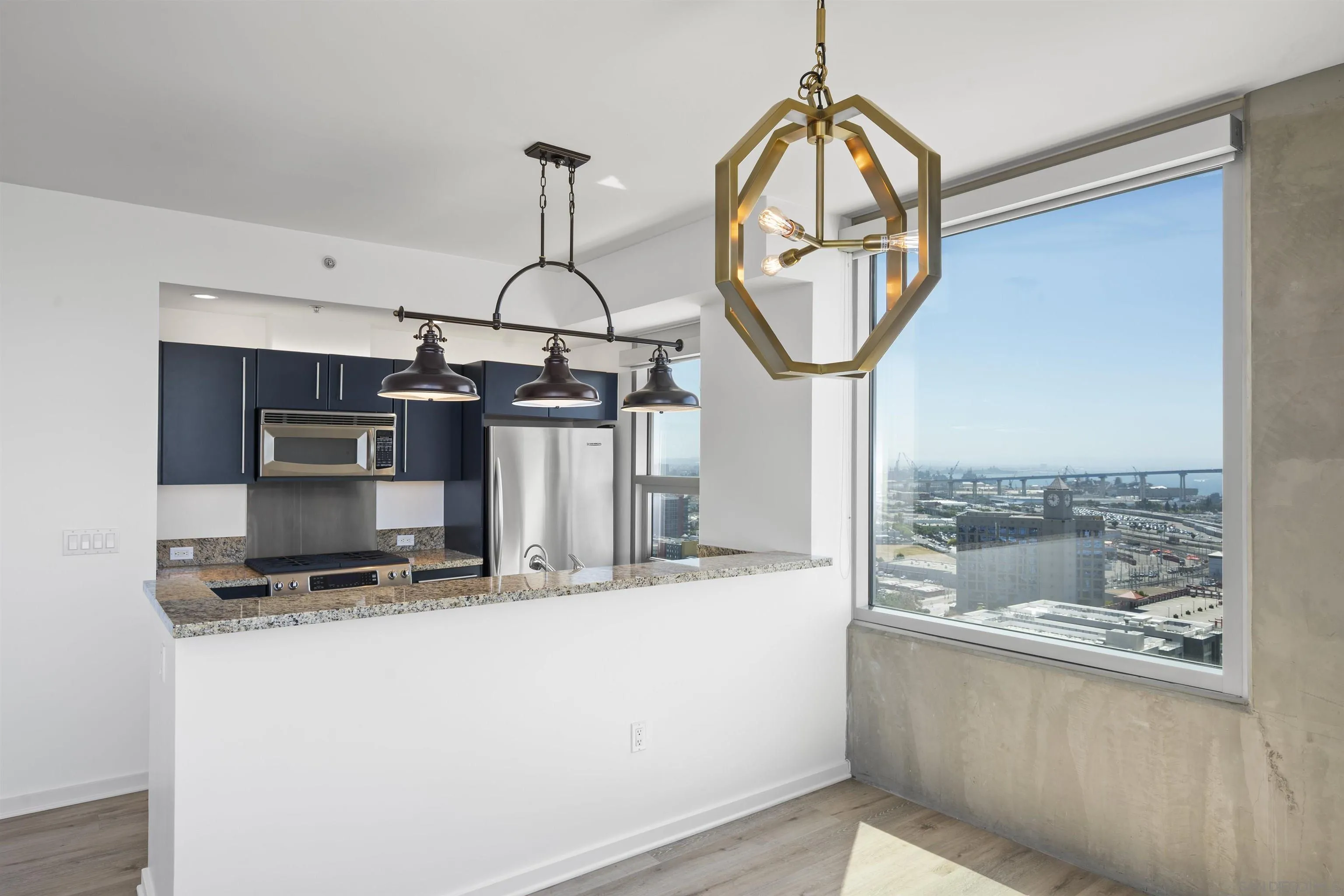 https://cdn.realtyfeed.com/cdn/127/260021766/e2ab88f061c20f4401bd42aaf7294904.webp