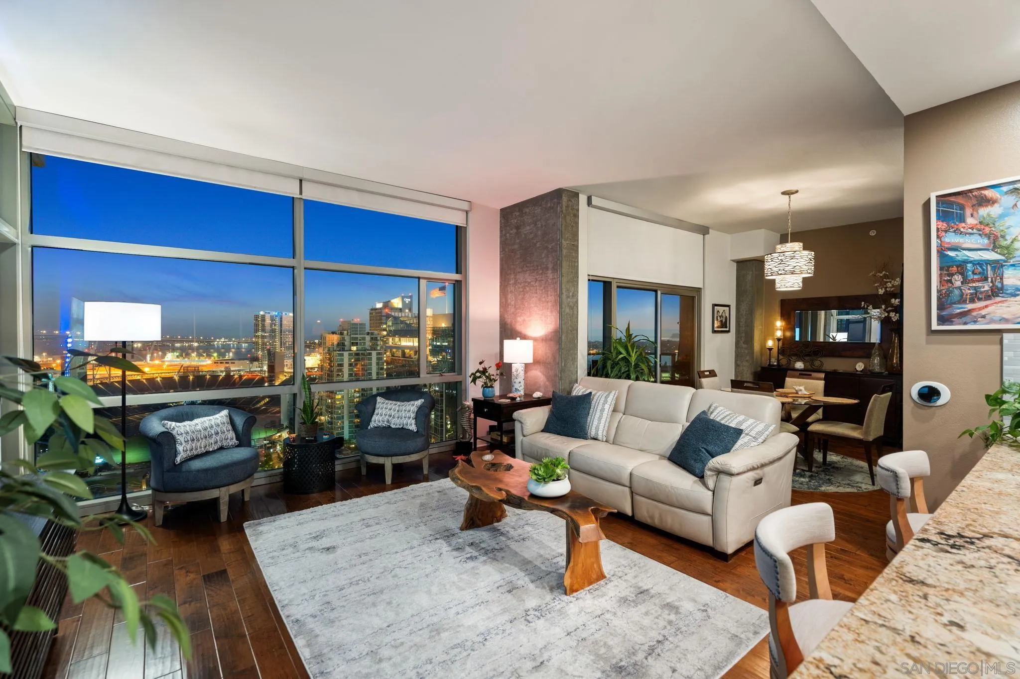 https://cdn.realtyfeed.com/cdn/127/260021767/5140ea875208641e626d29f5f04e88f6.webp