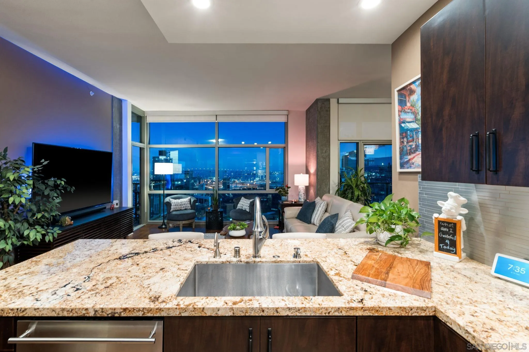 https://cdn.realtyfeed.com/cdn/127/260021767/6777247f2f6bc4d6db367e31c25bac18.webp