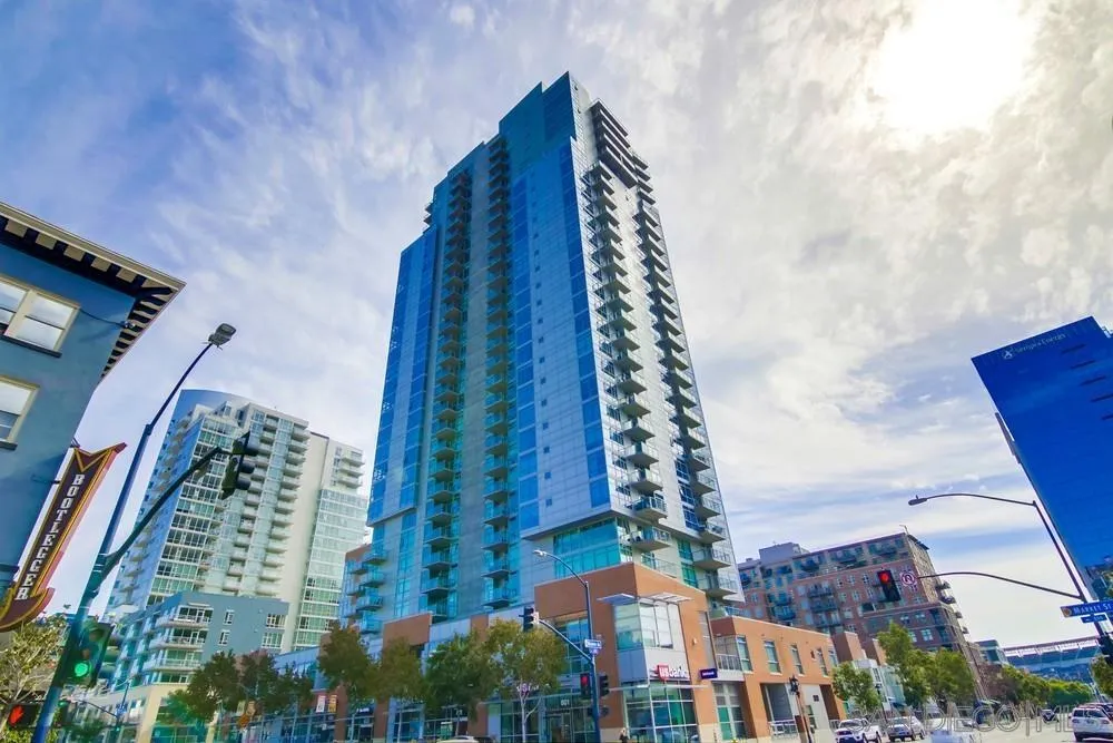 https://cdn.realtyfeed.com/cdn/127/260021767/8ba3a1e9d2e07b01bbff1b59d927d31f.webp