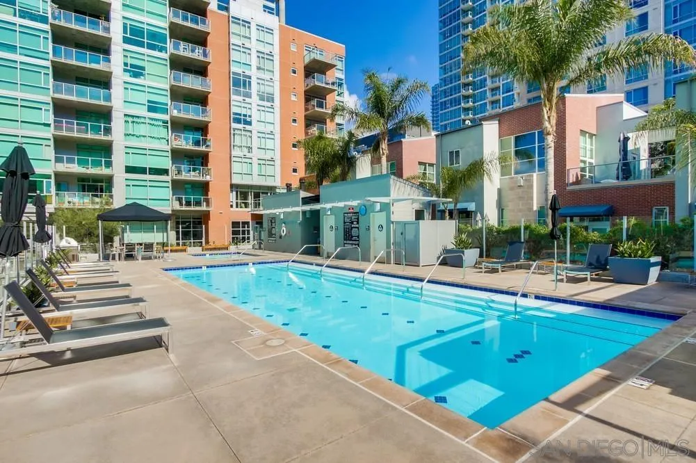 https://cdn.realtyfeed.com/cdn/127/260021767/feb026fd721a9d35fab610955c9a33e0.webp