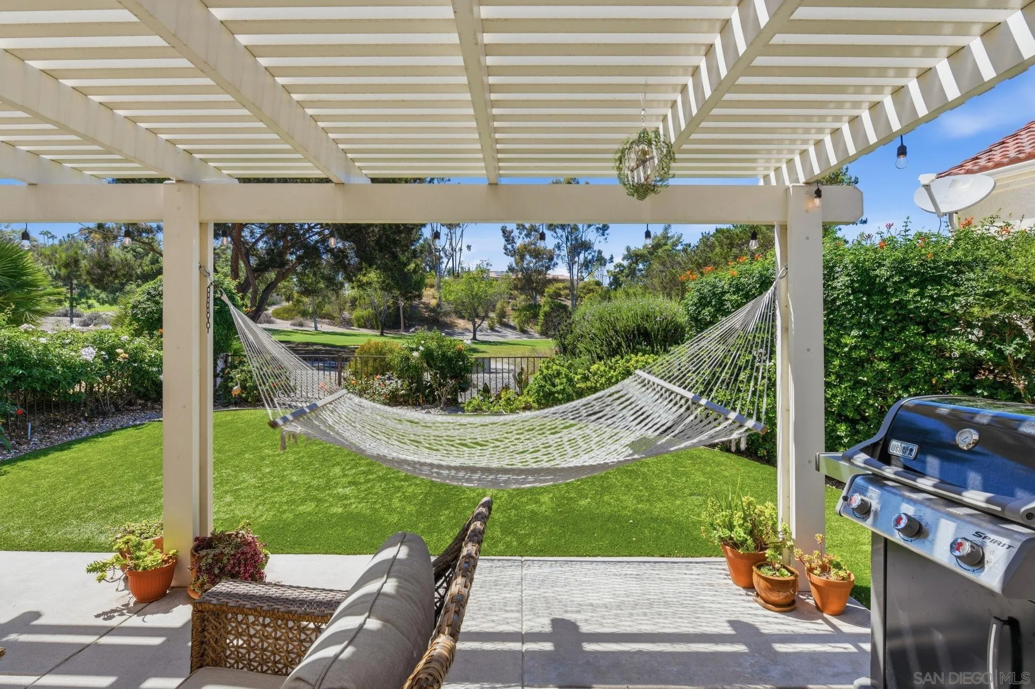 https://cdn.realtyfeed.com/cdn/127/260021769/27c6395eeb080b74a49168edcde88c2d.webp