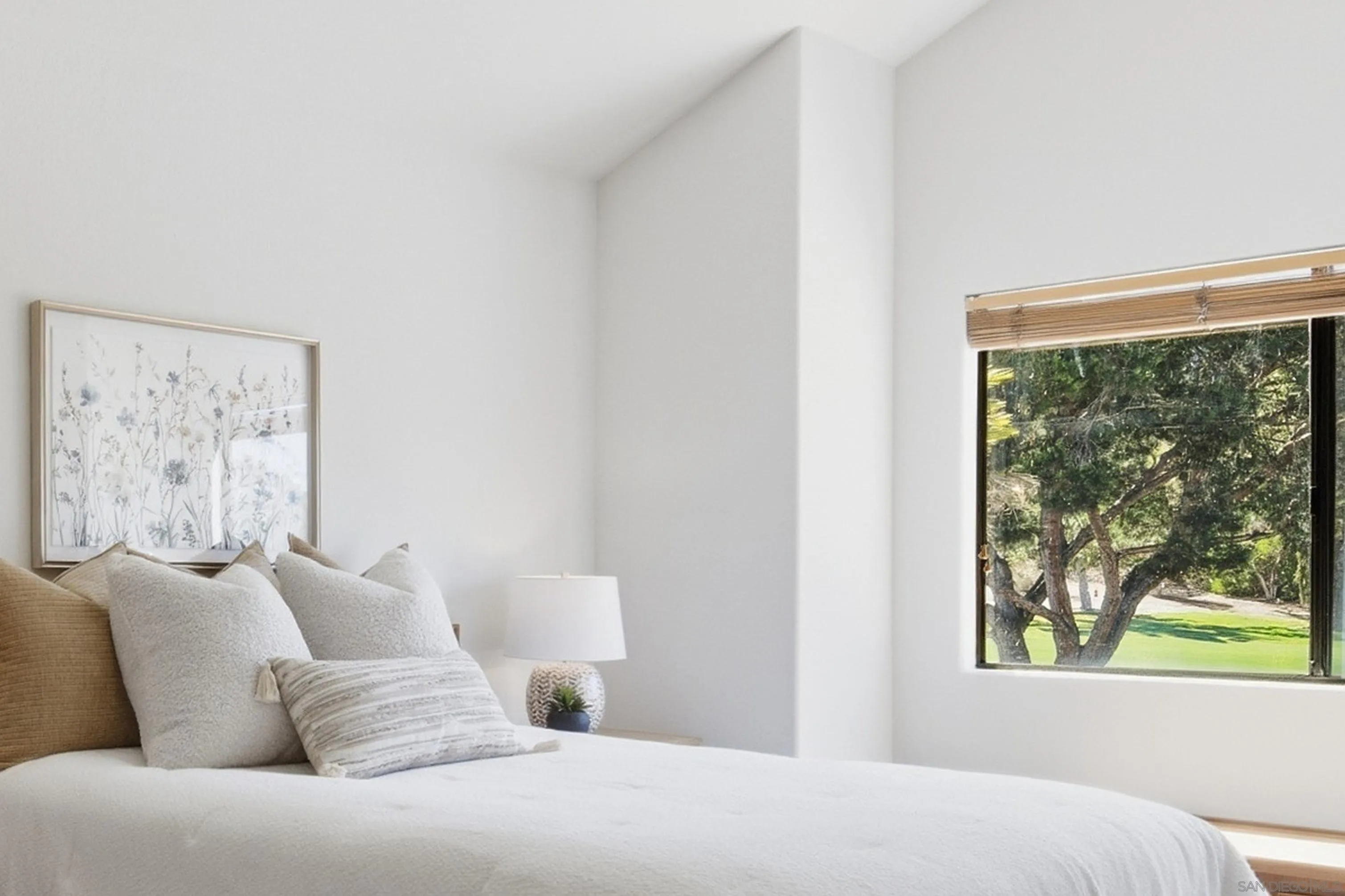 https://cdn.realtyfeed.com/cdn/127/260021769/99e1aff3fc95c4cf4533caa7b16d7daa.webp