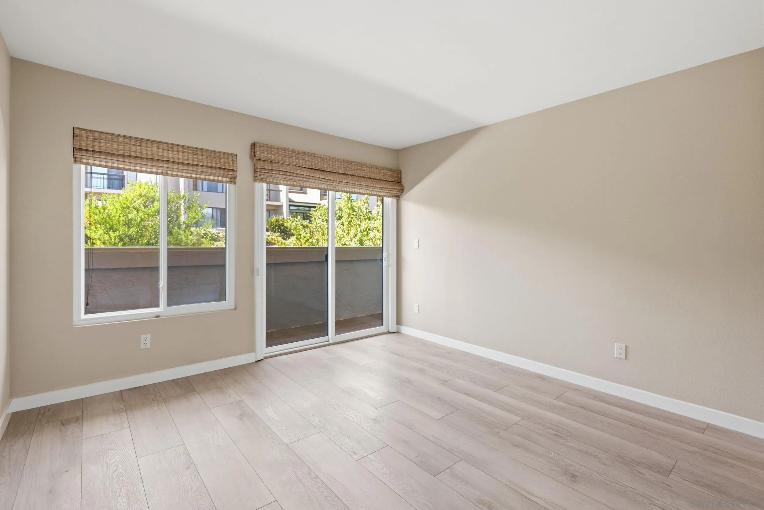 https://cdn.realtyfeed.com/cdn/127/260021770/0aa9f9bf30d1128174fec9f55323ce97.webp