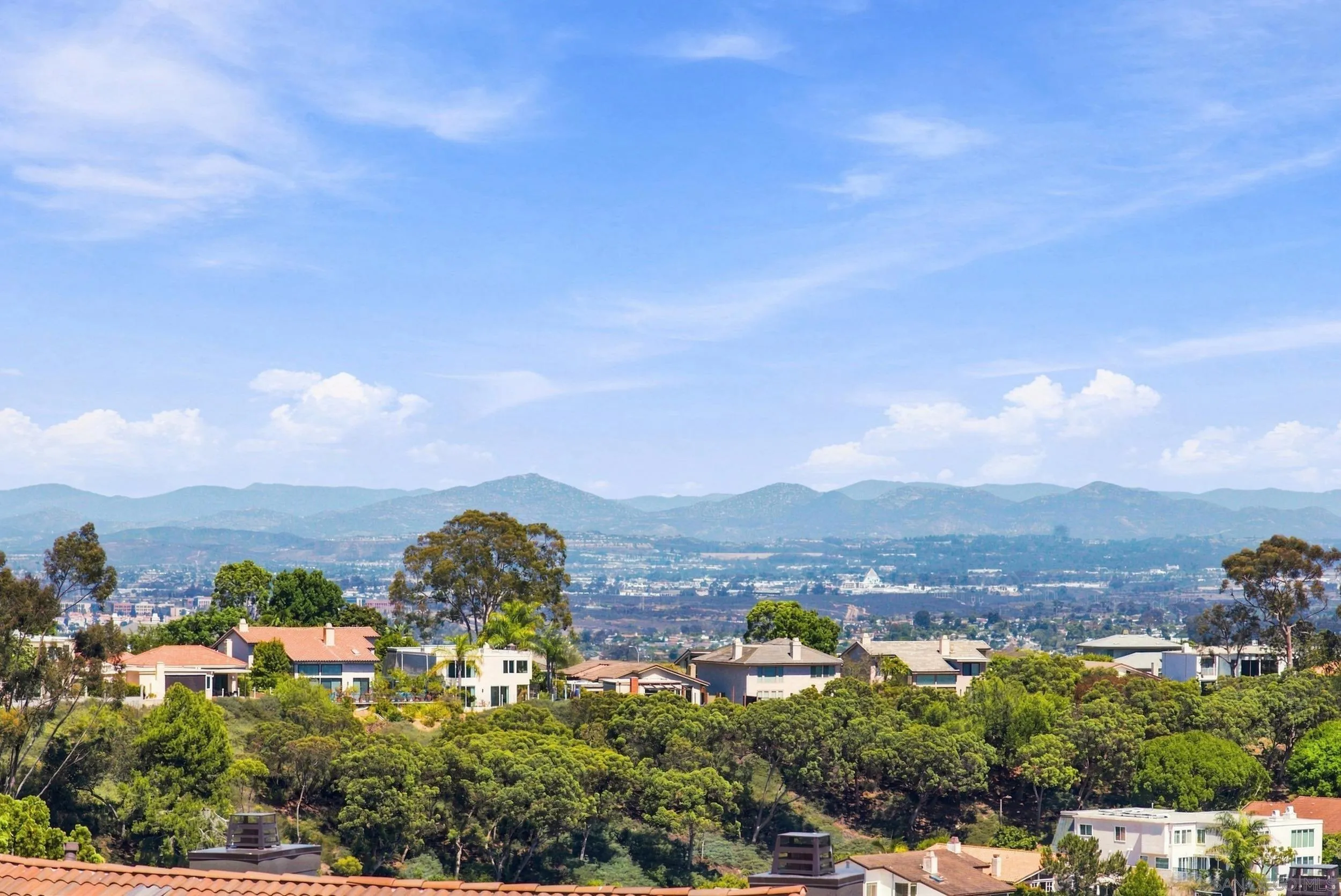 https://cdn.realtyfeed.com/cdn/127/260021770/3e014dd79c92183918153504c9753530.webp