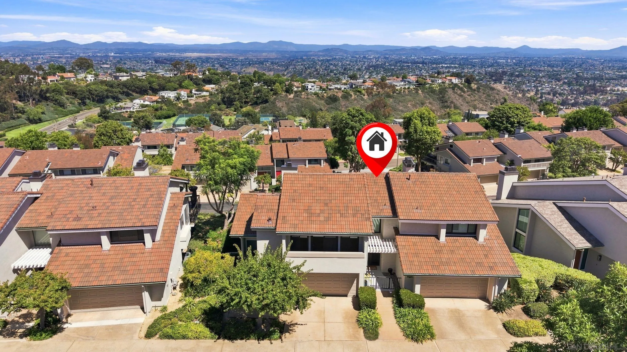 https://cdn.realtyfeed.com/cdn/127/260021770/5c1cfa5ba8c1d58a7f47748939720e61.webp
