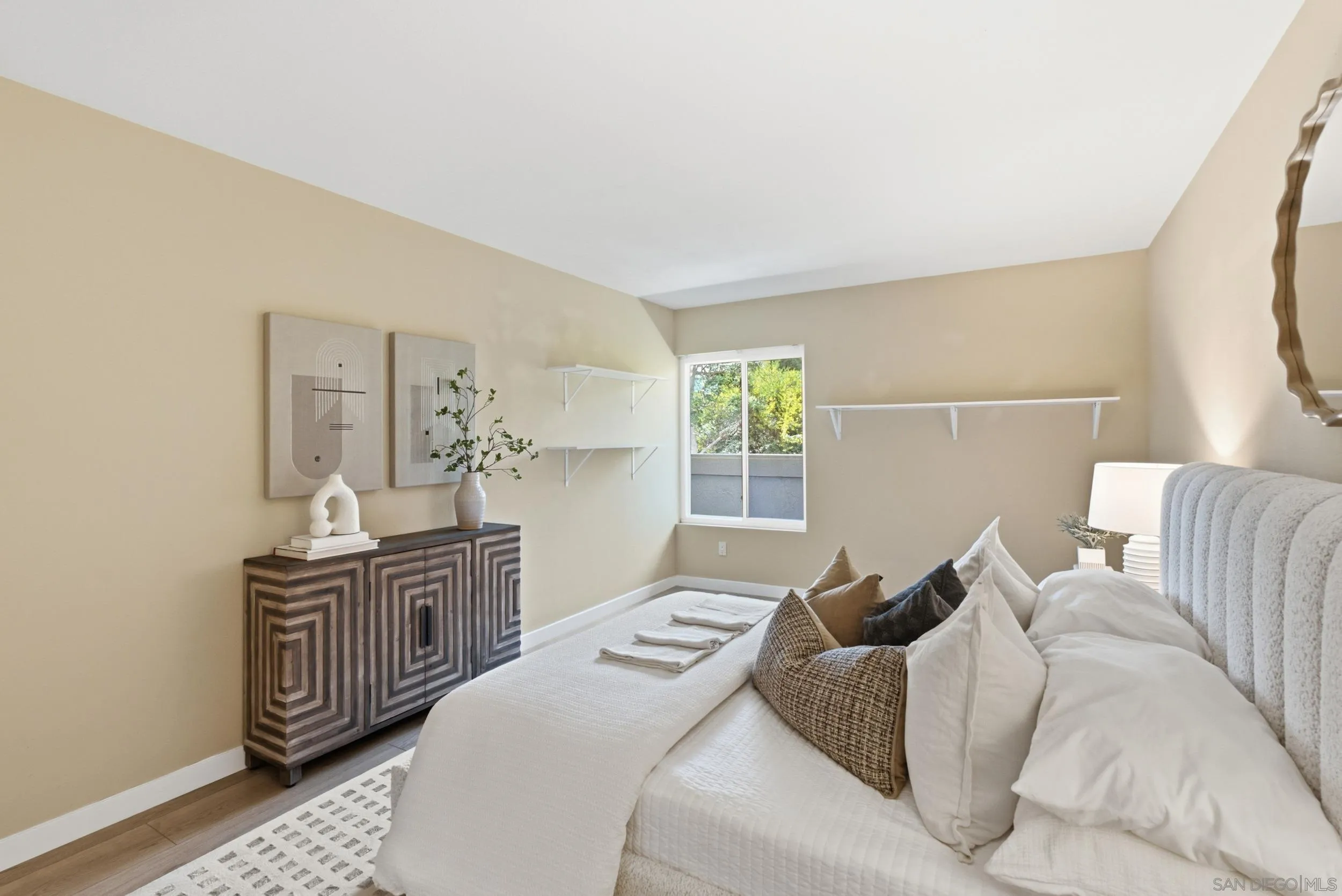 https://cdn.realtyfeed.com/cdn/127/260021770/954d0784e91ecf62fcff65c0e0ced11a.webp