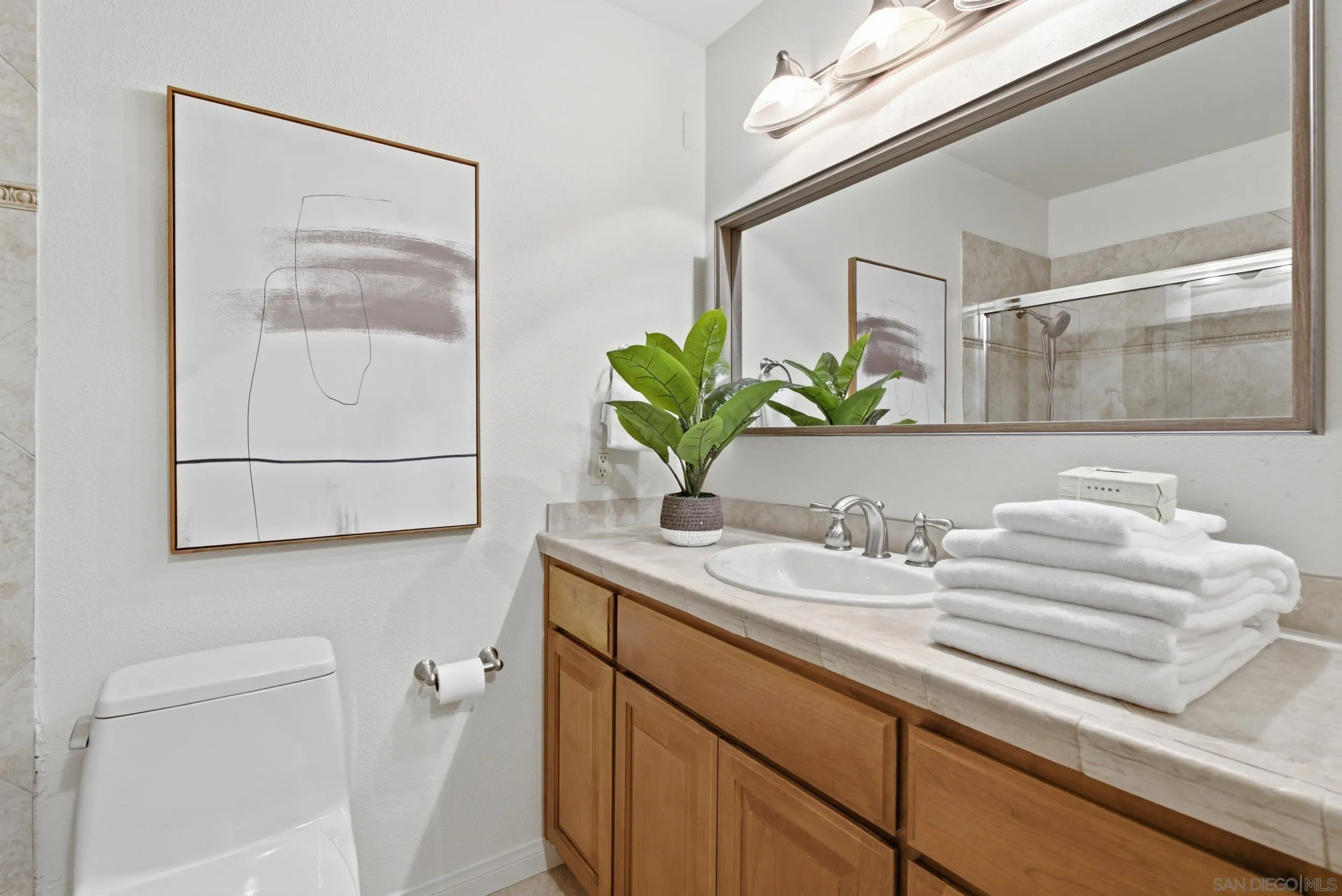 https://cdn.realtyfeed.com/cdn/127/260021770/99d298743bea890f1be1f7b5ea018b9c.webp