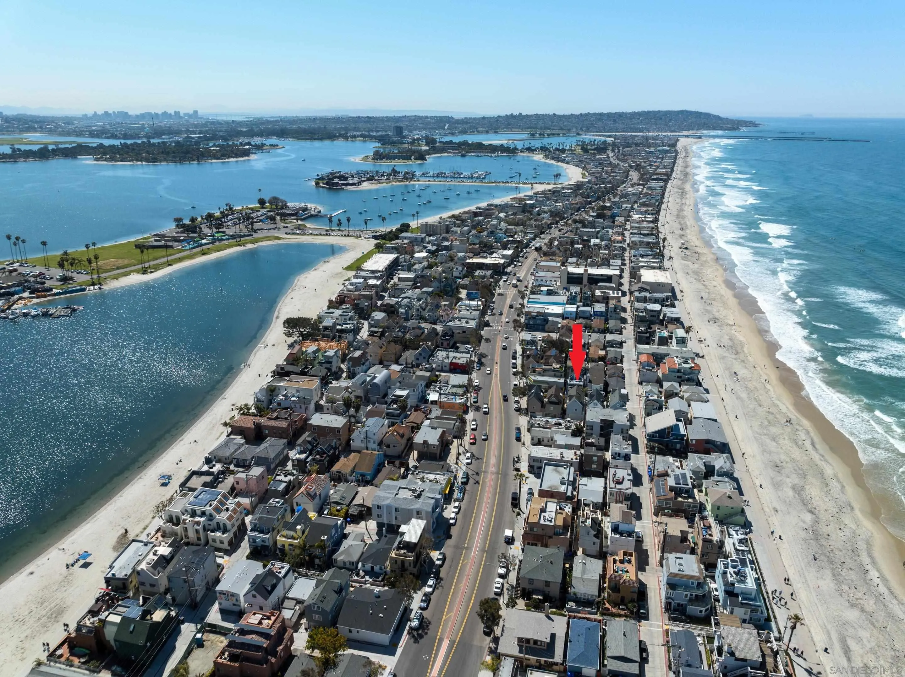 https://cdn.realtyfeed.com/cdn/127/260021774/4a4cbe6bc7bb2a206812be09ec716984.webp