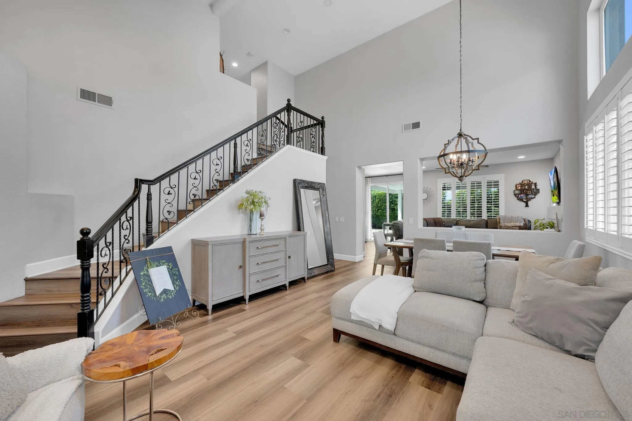 https://cdn.realtyfeed.com/cdn/127/260021776/507231a7a5aa391839acfc834d960663.webp