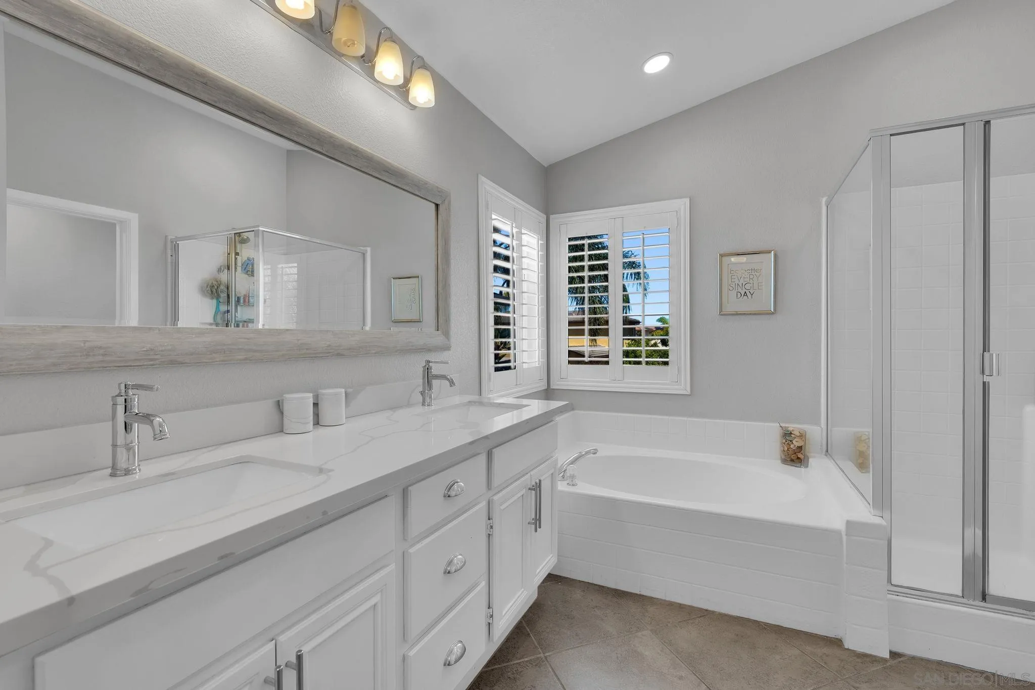 https://cdn.realtyfeed.com/cdn/127/260021776/632117f477e737a5c7a14f099ba54b8c.webp