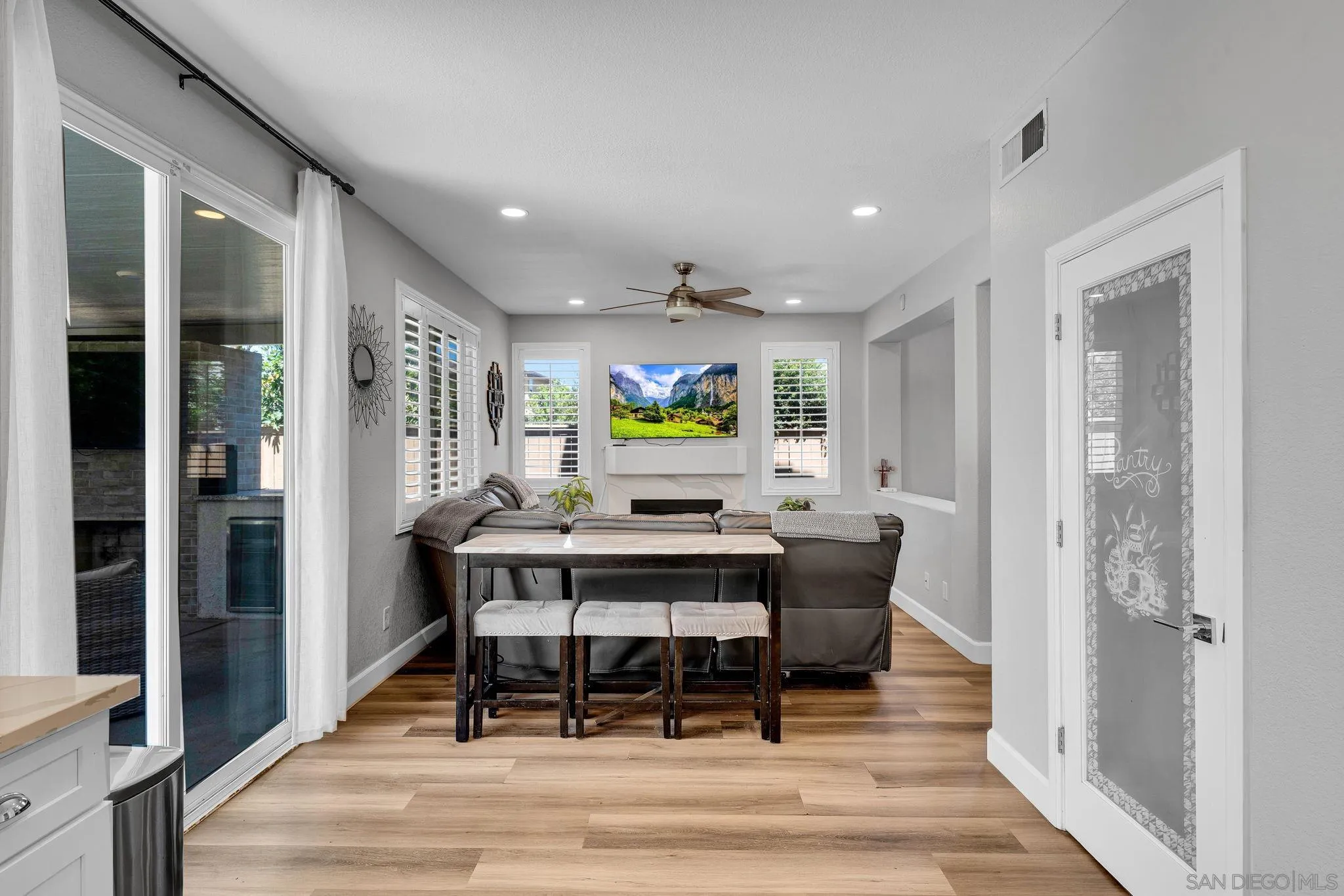 https://cdn.realtyfeed.com/cdn/127/260021776/6bb527eeef3e56e46a4fcd8d0c874eae.webp