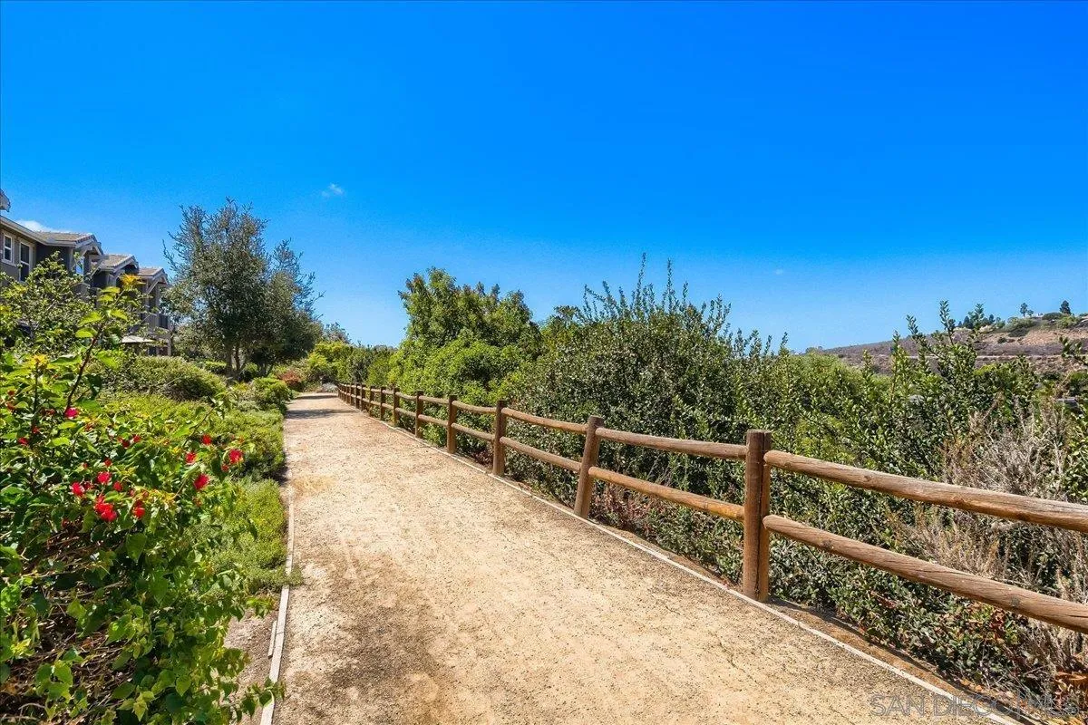 https://cdn.realtyfeed.com/cdn/127/260021783/8eb41b5d4fa5ed9d44db8ebfaf63533b.webp