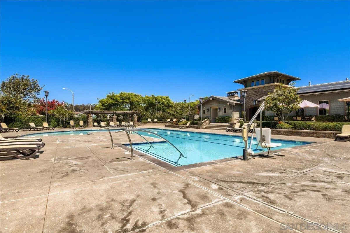 https://cdn.realtyfeed.com/cdn/127/260021783/be0495102a4e6057a7f67315fcb8d460.webp