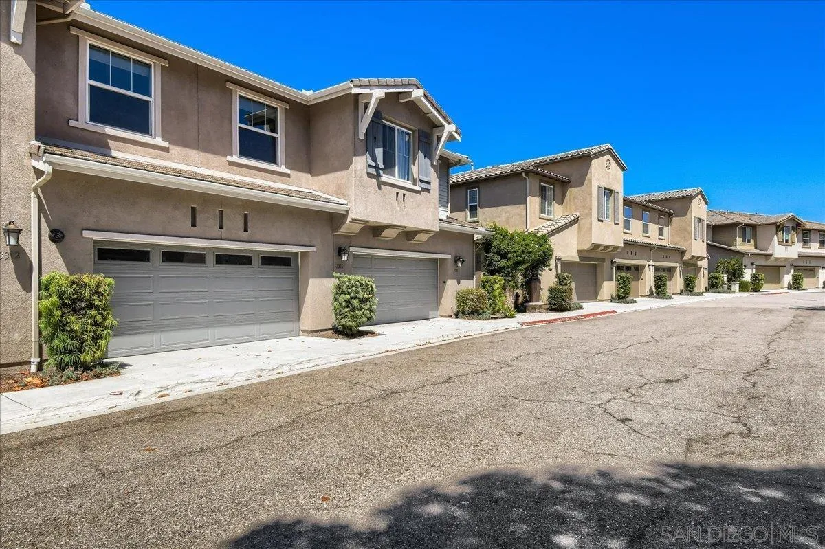 https://cdn.realtyfeed.com/cdn/127/260021783/d04eb4d6a2b3a7a36d90beba303a2352.webp
