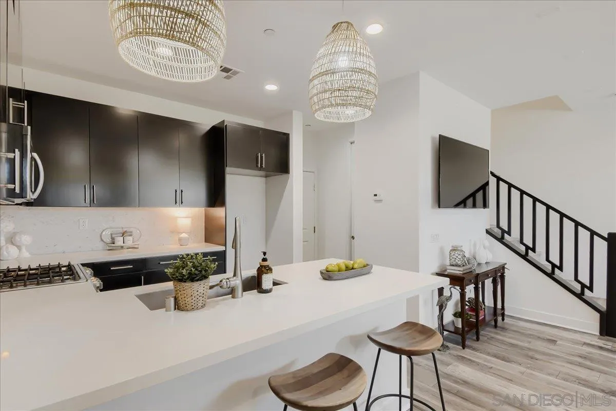 https://cdn.realtyfeed.com/cdn/127/260021783/f0492f7f0c5850fecef23e7cb7f55ca5.webp