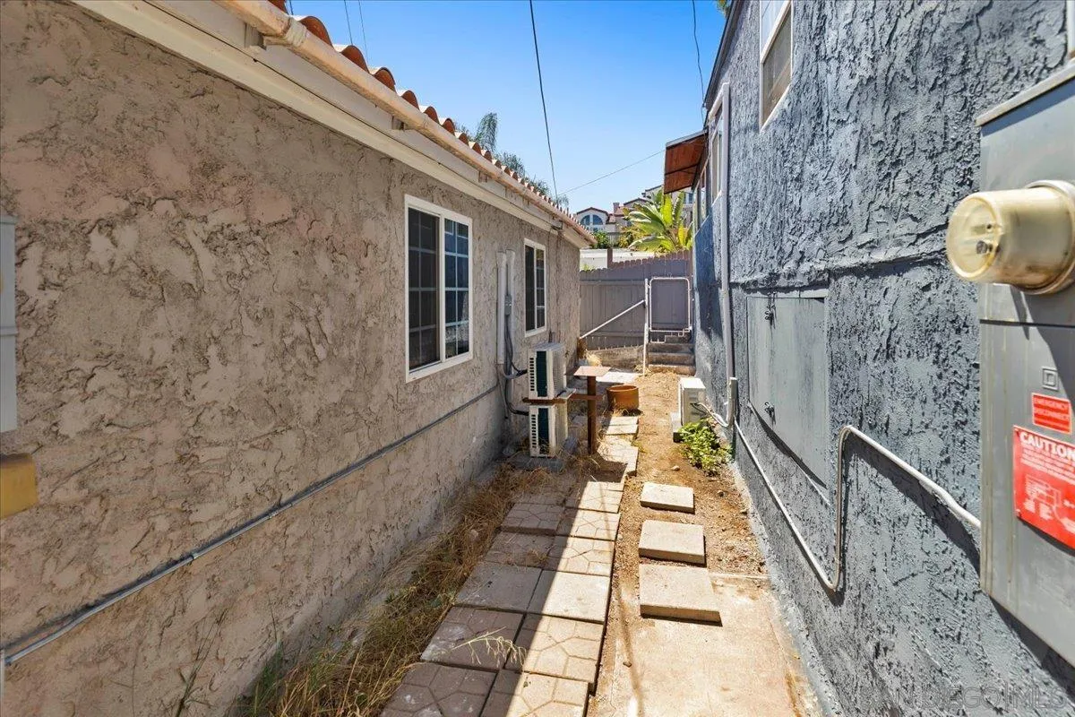 https://cdn.realtyfeed.com/cdn/127/260021785/626388b2e65017d1dcc74b380258d4ed.webp