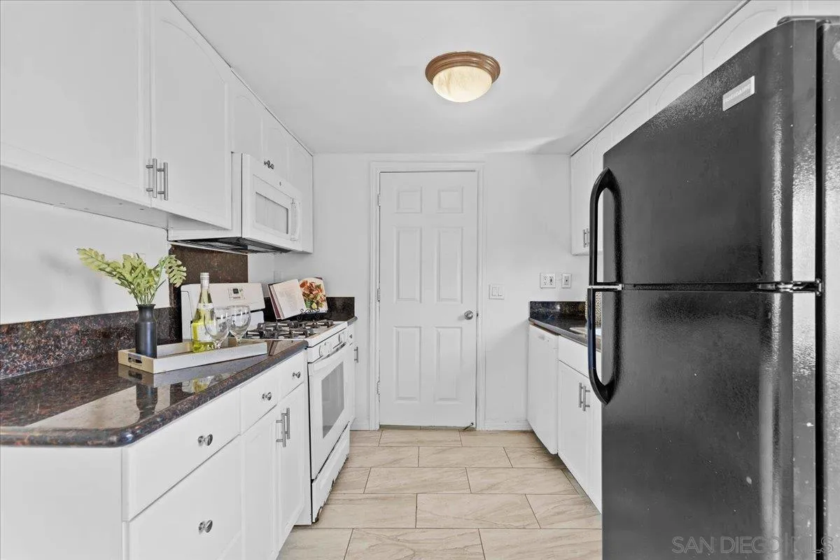https://cdn.realtyfeed.com/cdn/127/260021785/9e9d82df6048bdb904a4fad7e0db101b.webp