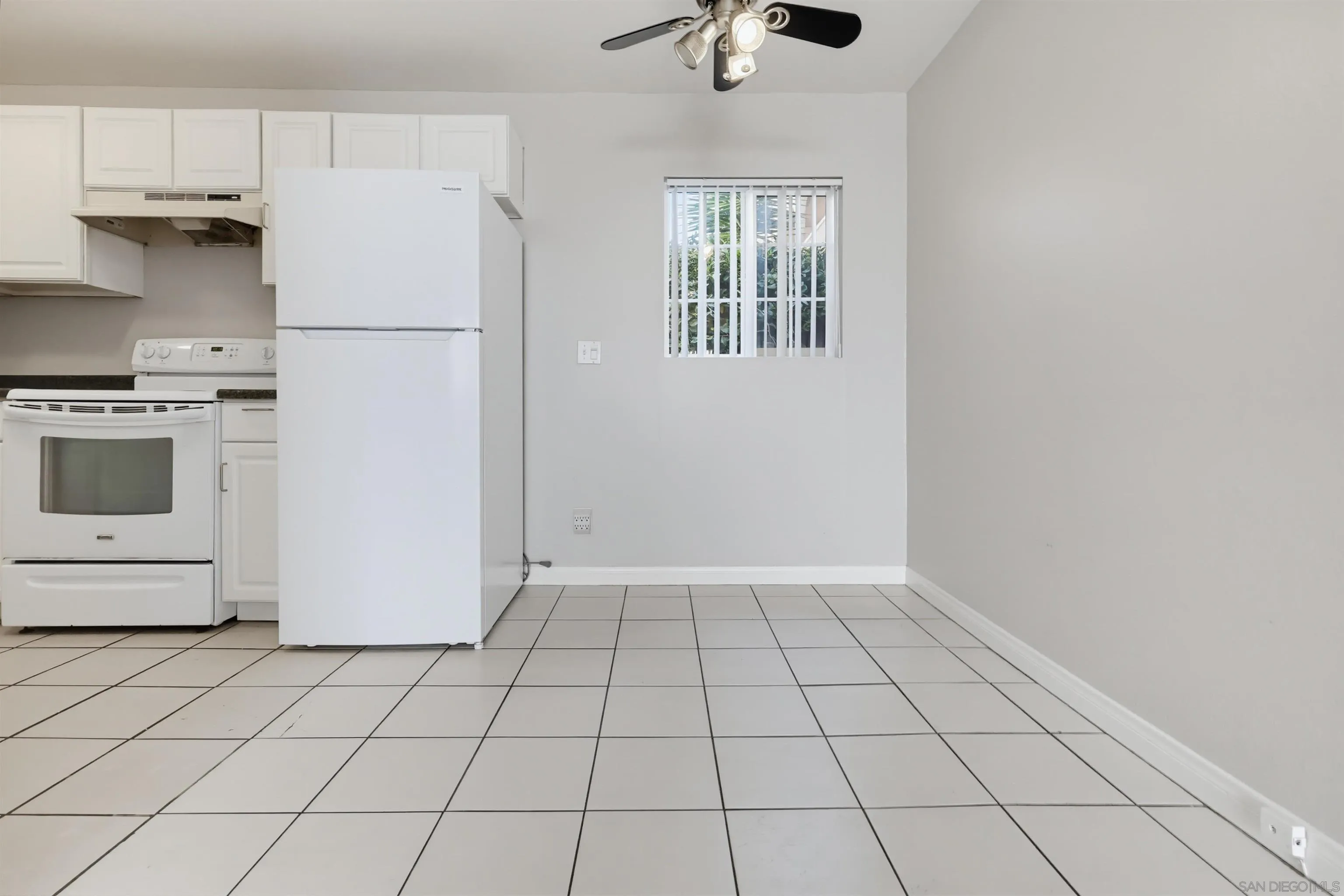 https://cdn.realtyfeed.com/cdn/127/260021787/a247f53785170397c931aebb358b02d0.webp