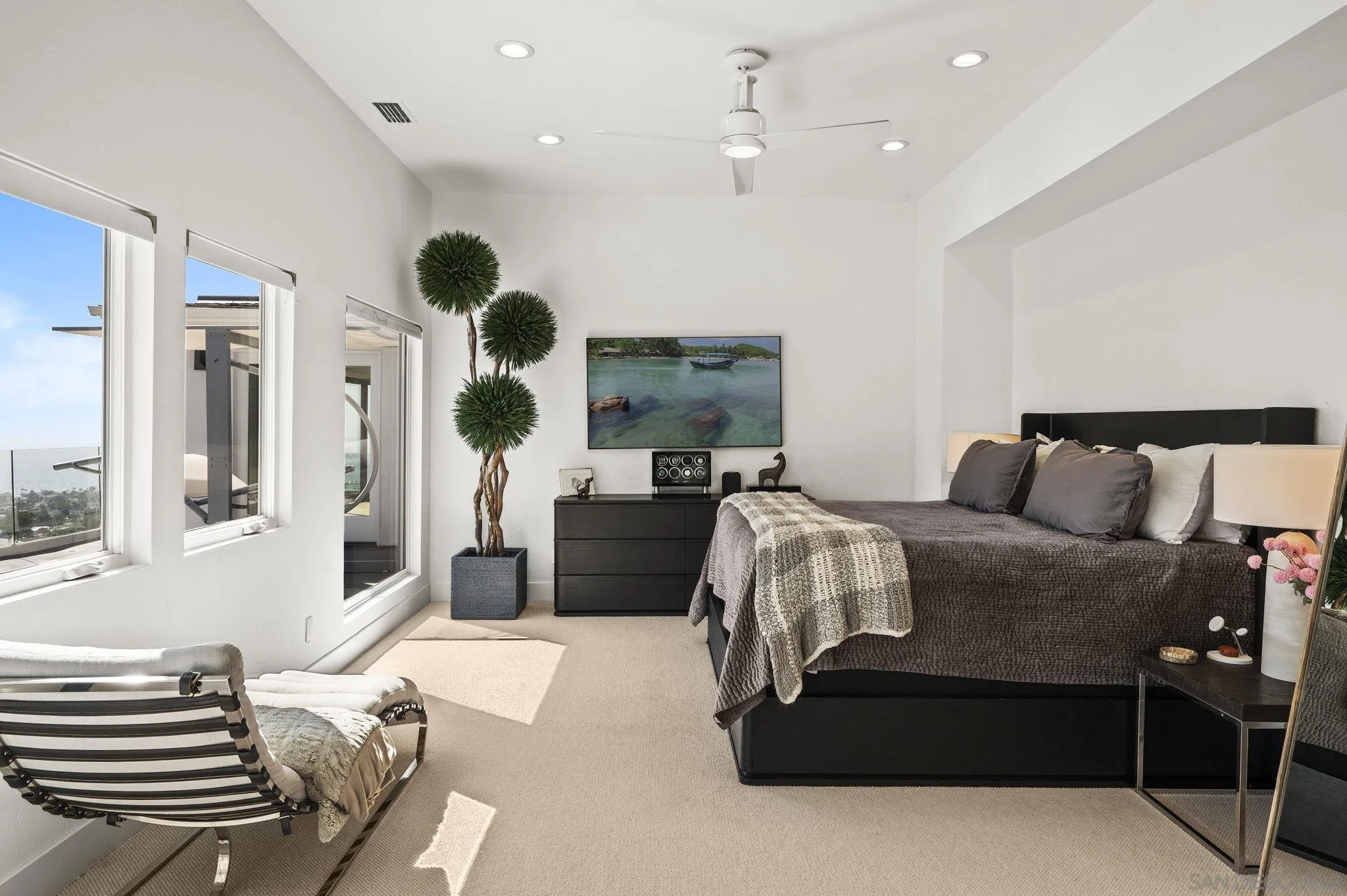 https://cdn.realtyfeed.com/cdn/127/260021793/7d5db1ea0a3fea7173070da31093e5da.webp