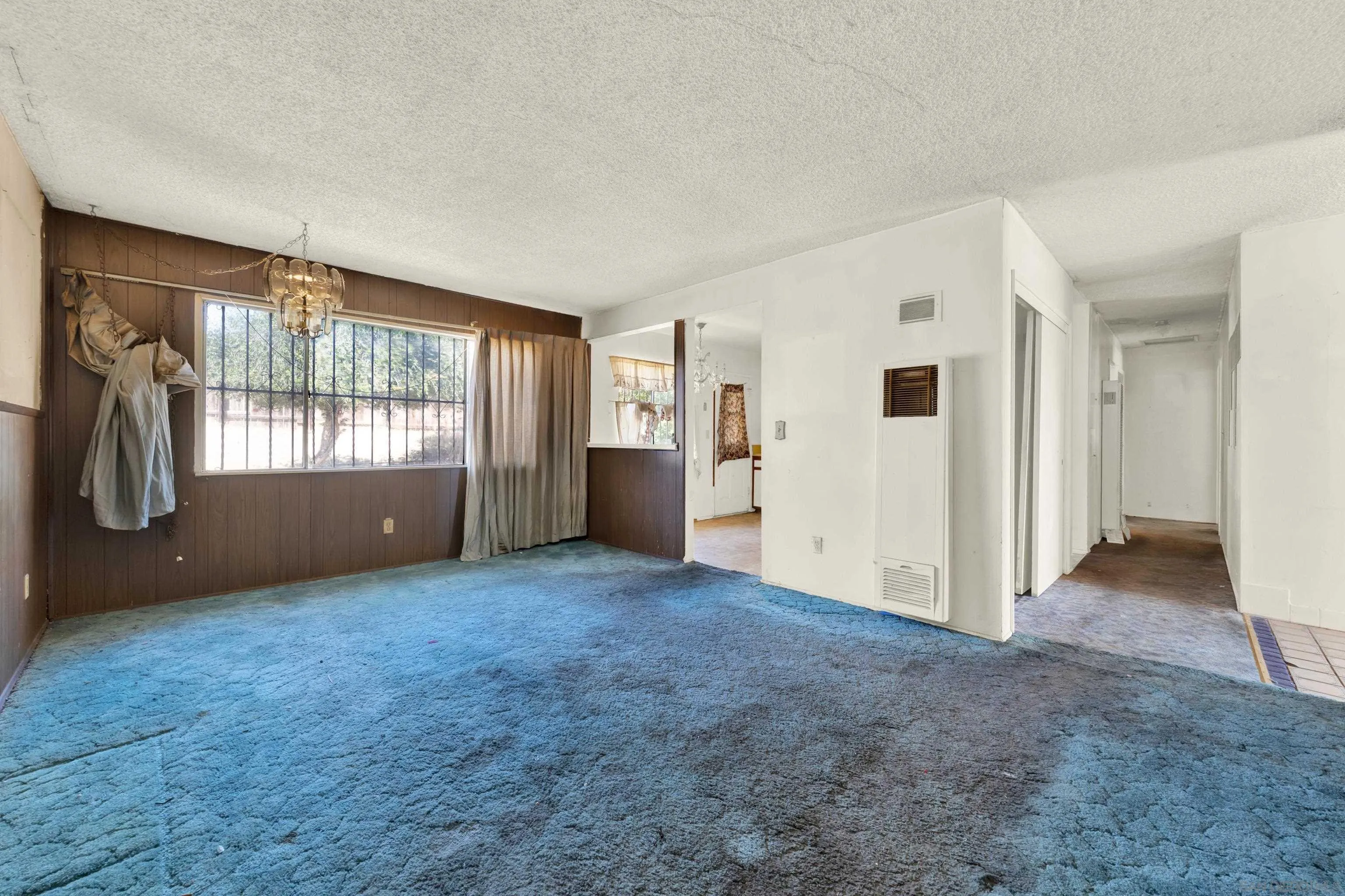 https://cdn.realtyfeed.com/cdn/127/260021795/165a7324f4043420d1d0c31cfbd38edc.webp