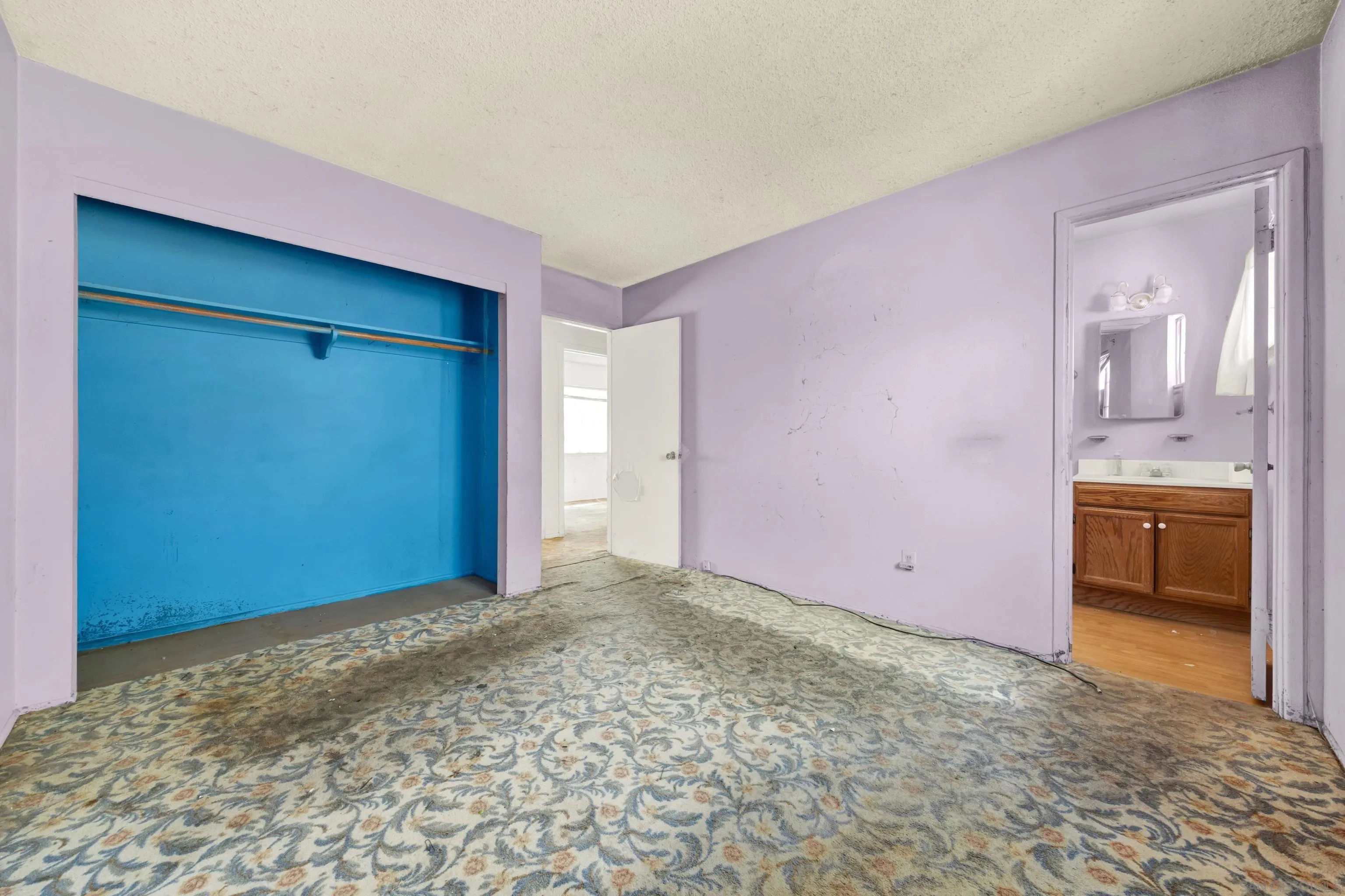 https://cdn.realtyfeed.com/cdn/127/260021795/1b84a4f1693105f38e5c425f0a52ef93.webp