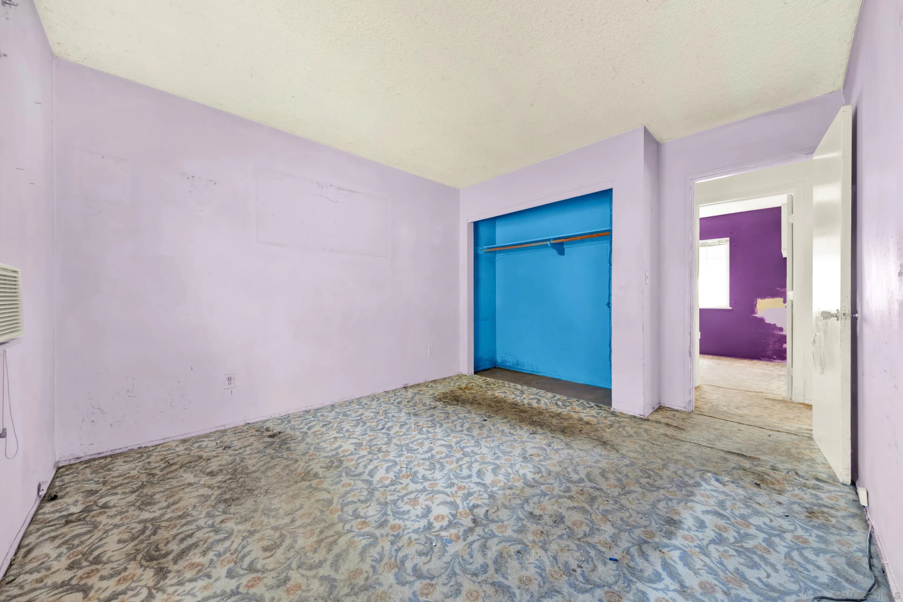 https://cdn.realtyfeed.com/cdn/127/260021795/5ac68f38005241709268c1ec4384b982.webp