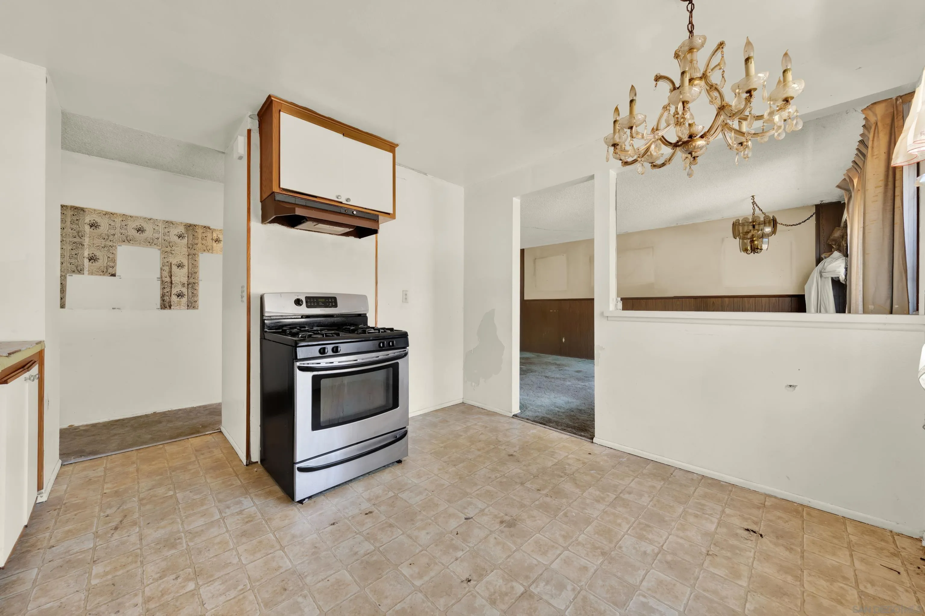 https://cdn.realtyfeed.com/cdn/127/260021795/66fbc1ef1e43b88a84a8bc1307aa625c.webp