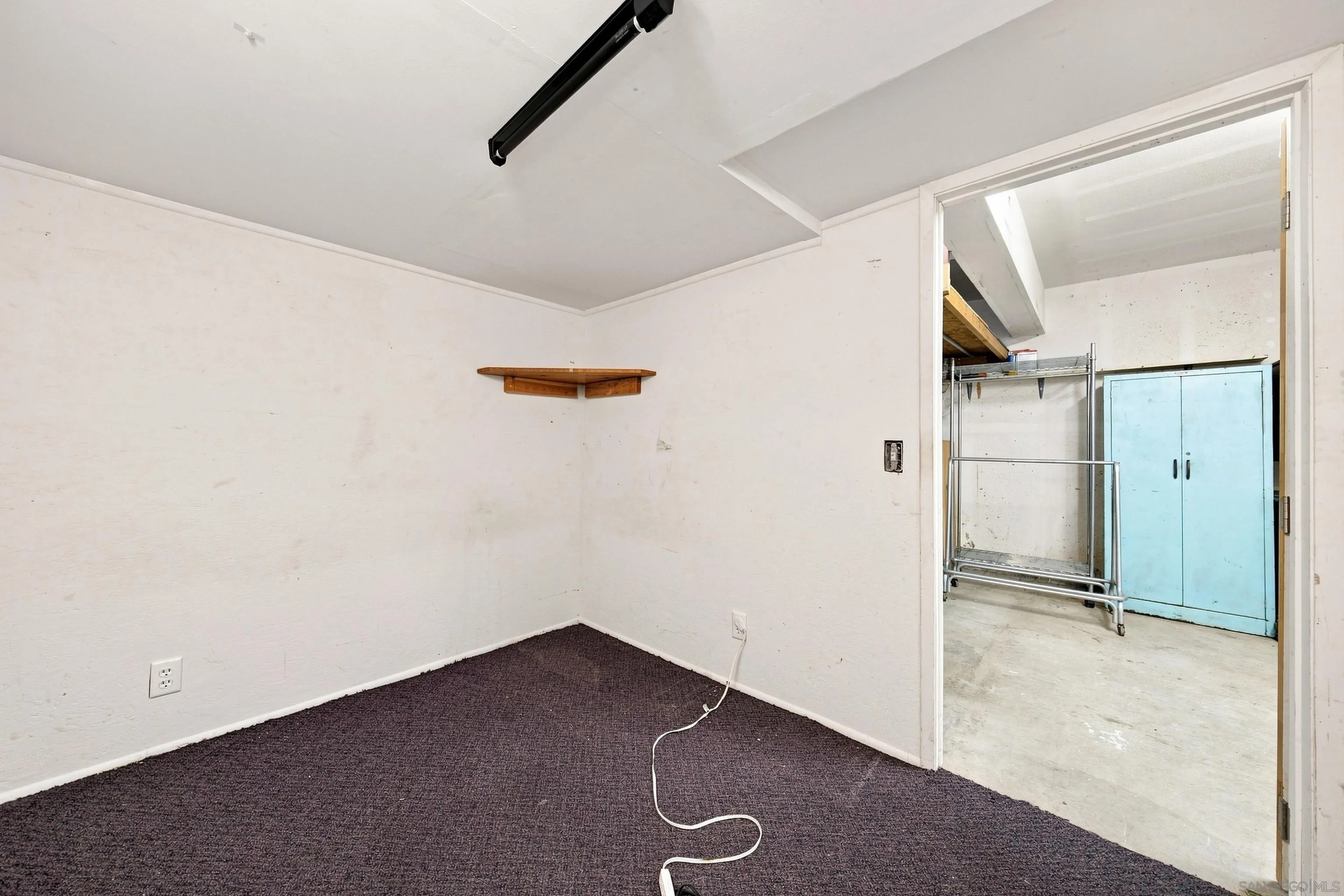 https://cdn.realtyfeed.com/cdn/127/260021795/82f79e2e222c7de9f9b8d9fcb27c7a4b.webp
