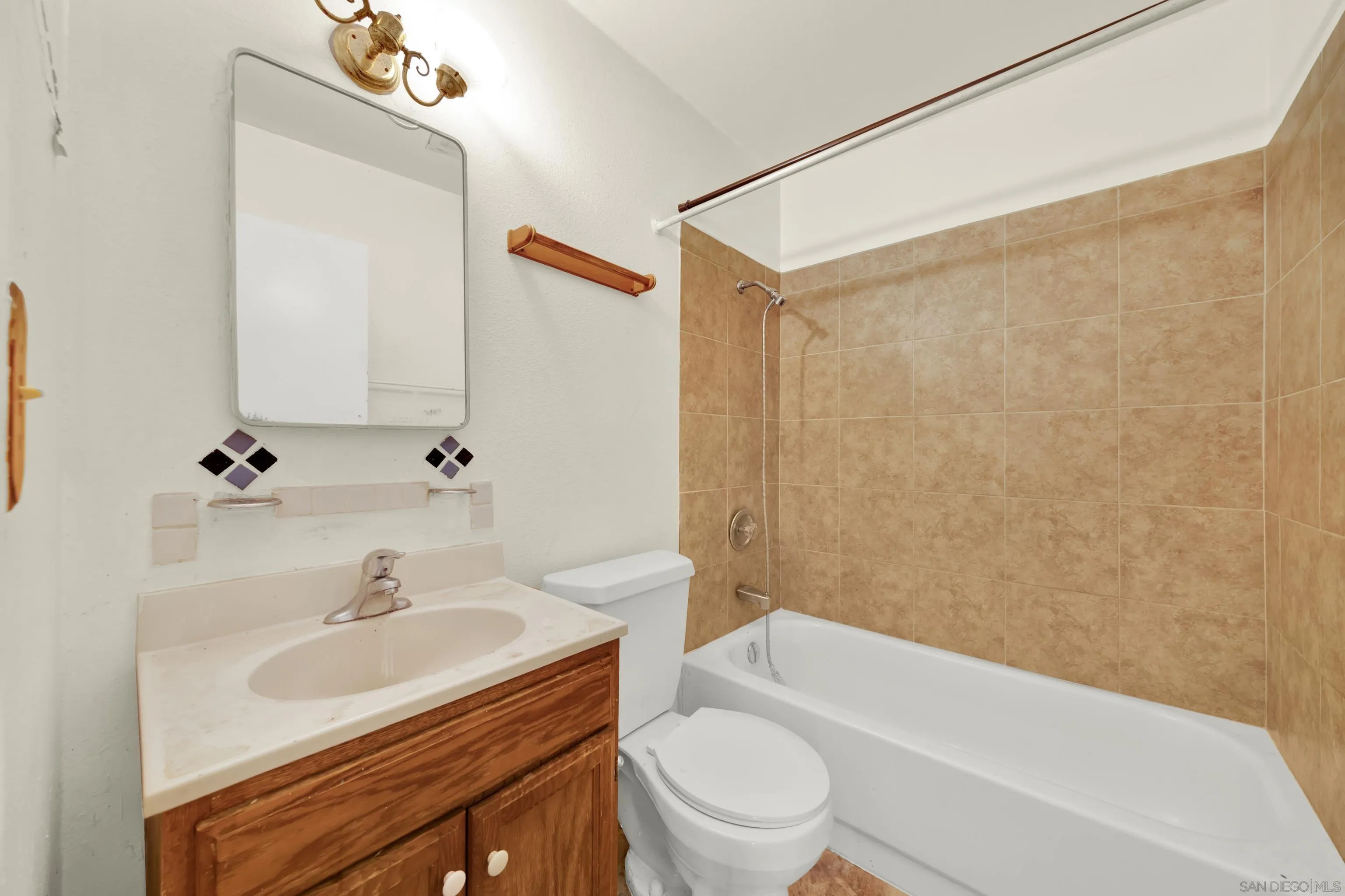 https://cdn.realtyfeed.com/cdn/127/260021795/bc002cf9c5b4b821609dd241043a7a8b.webp
