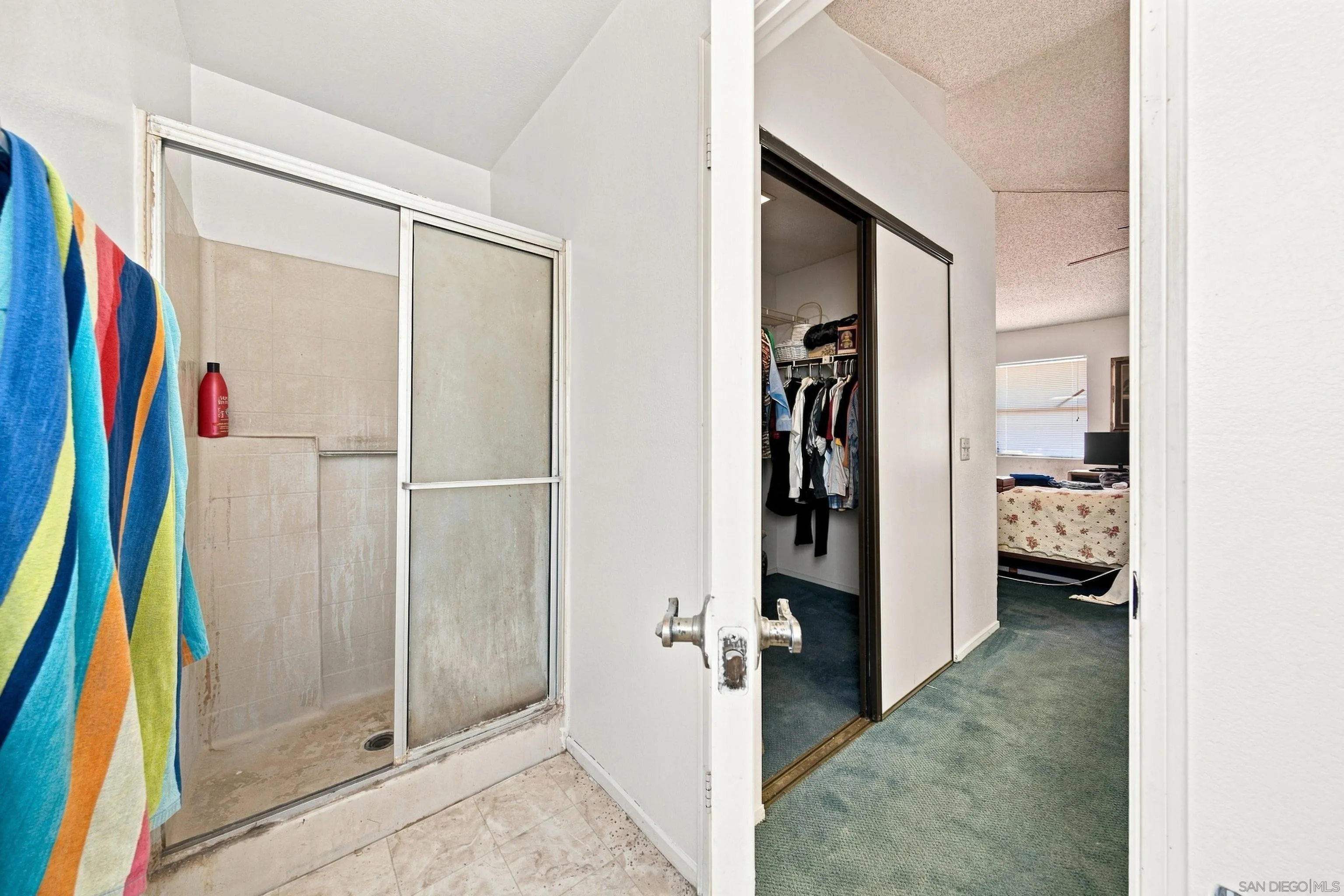 https://cdn.realtyfeed.com/cdn/127/260021795/f41d267c21f9c3b798032a0f26cce6cc.webp