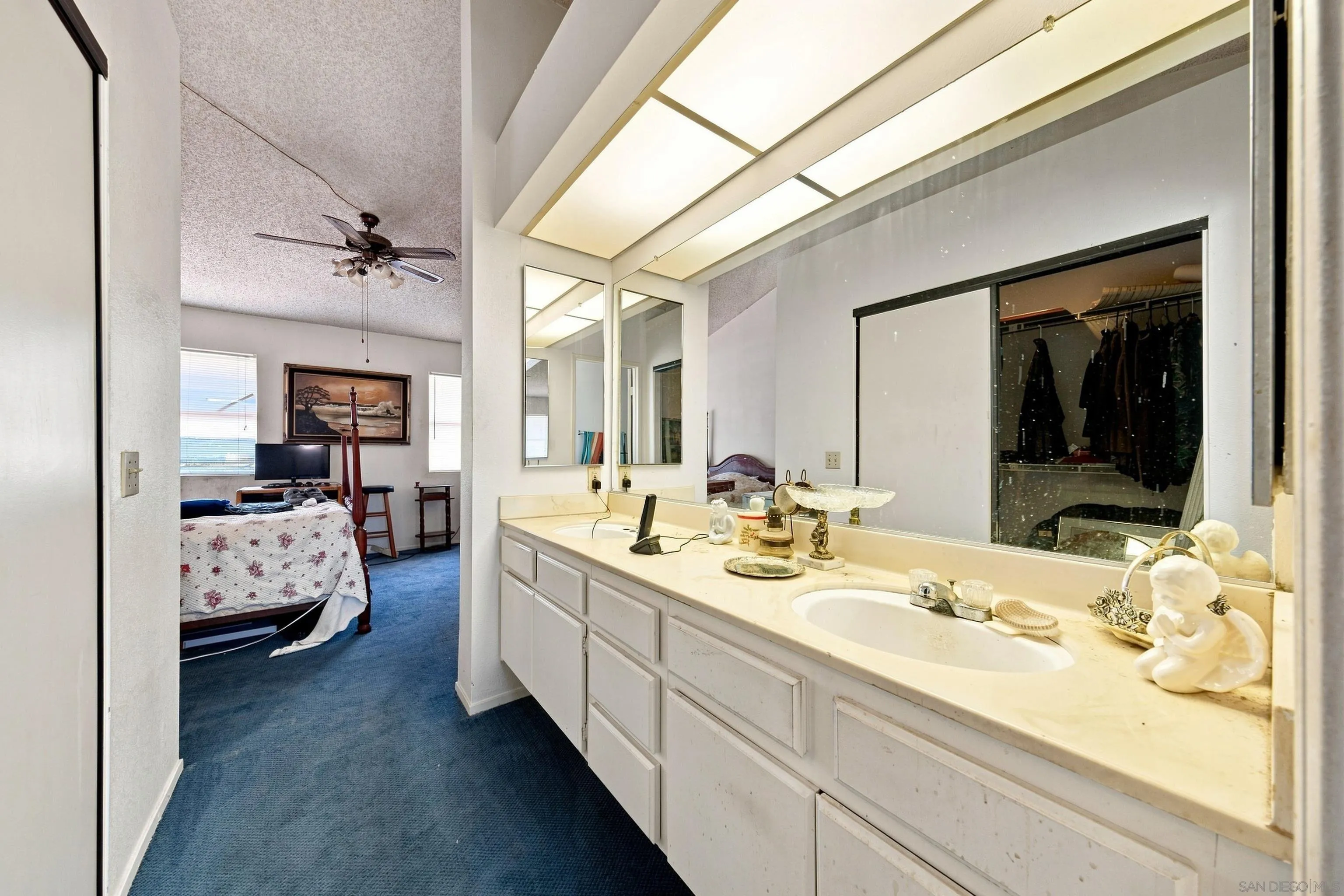 https://cdn.realtyfeed.com/cdn/127/260021795/f5aec8105230299149f6f93f3e2b2ee7.webp