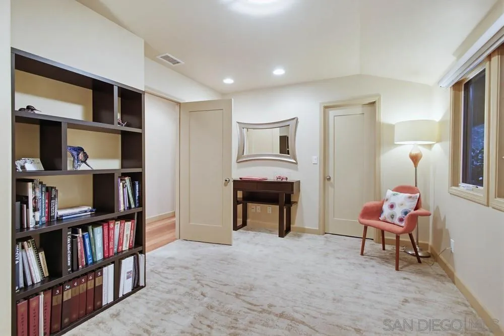 https://cdn.realtyfeed.com/cdn/127/2600218/4074399fd94c638e8b8663eac06973c7.webp