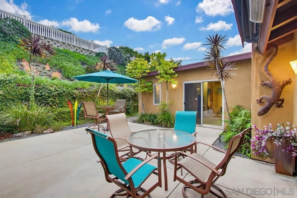 https://cdn.realtyfeed.com/cdn/127/2600218/adb4d2324b50834f8f27dcf9af23207a.webp