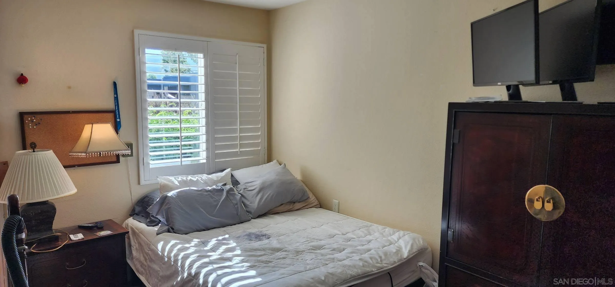 https://cdn.realtyfeed.com/cdn/127/260021800/8fa085224757eea58be4e2e660359590.webp