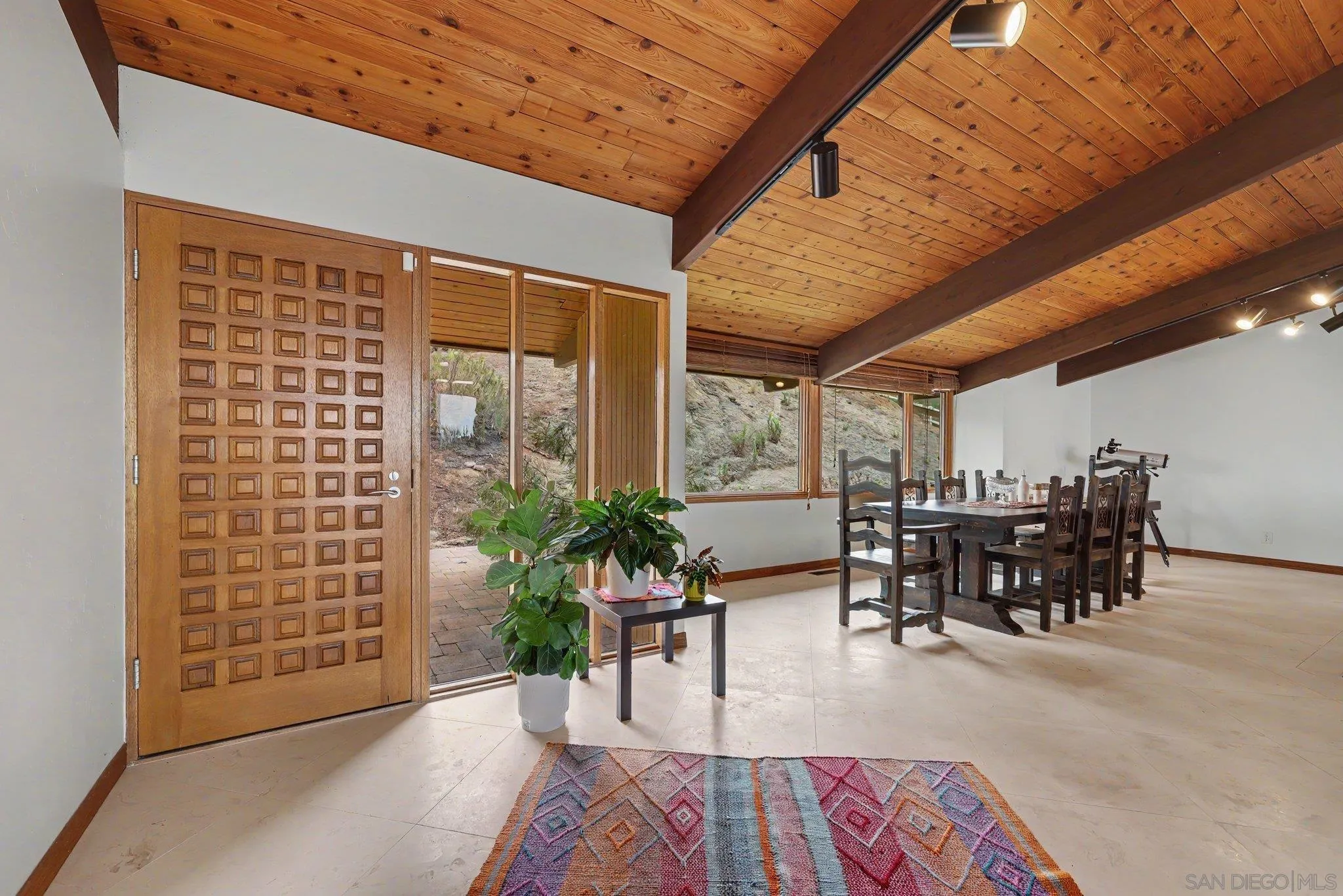 https://cdn.realtyfeed.com/cdn/127/260021801/105b21fdfd56532660a48e7dc5bcb20f.webp