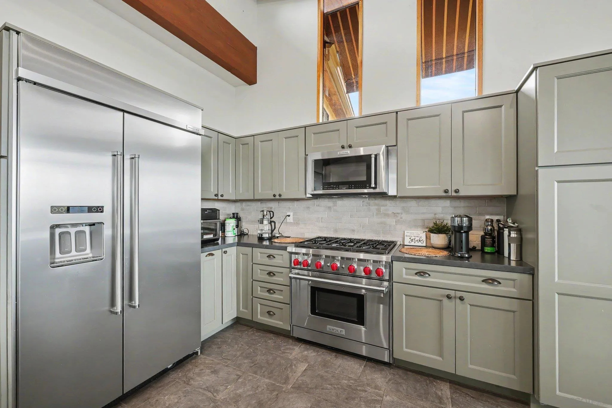 https://cdn.realtyfeed.com/cdn/127/260021801/2b8e1081c8ade1ce48f1d9c512330e0d.webp