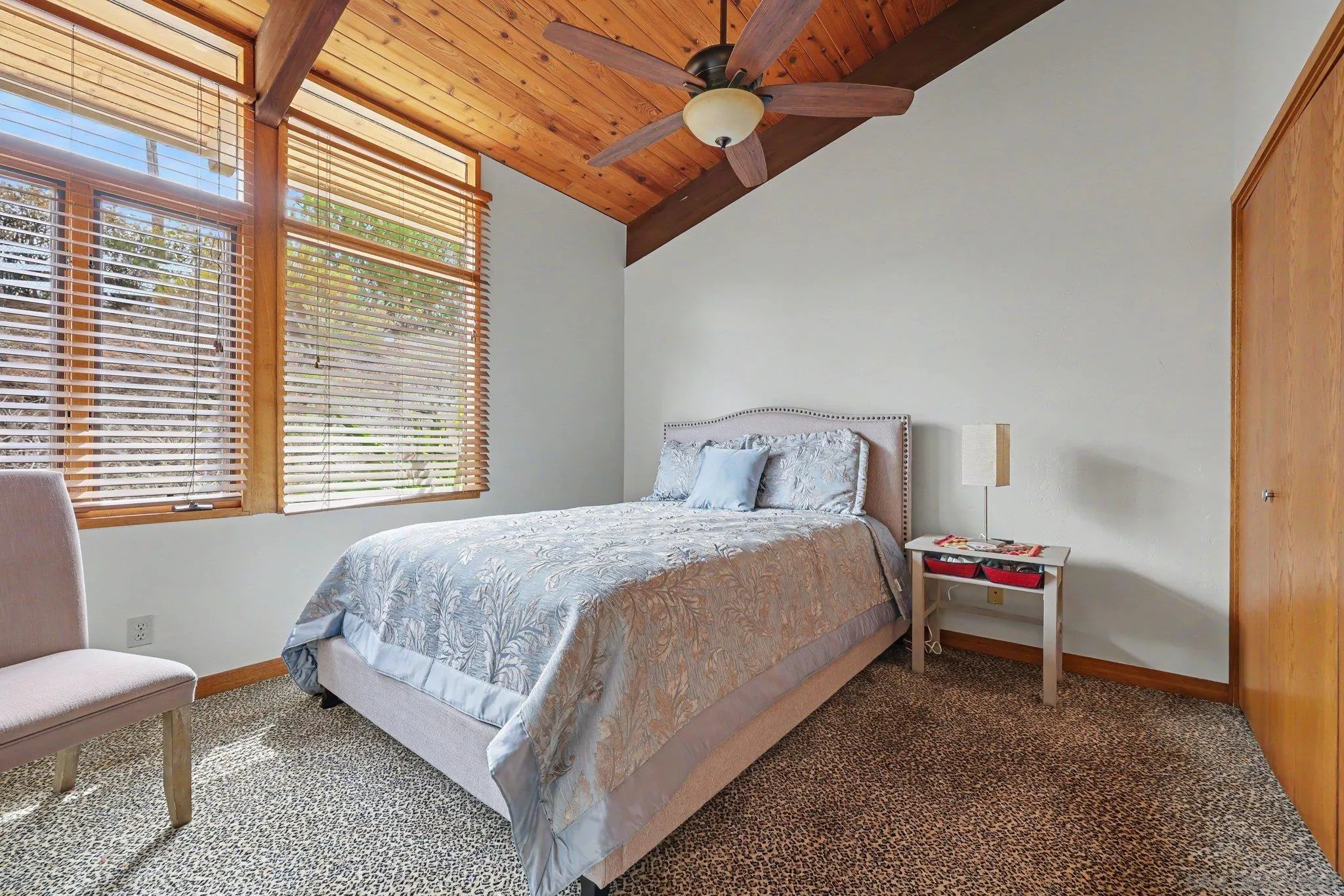 https://cdn.realtyfeed.com/cdn/127/260021801/6aa6bc2abb122049a384d866eebe5776.webp
