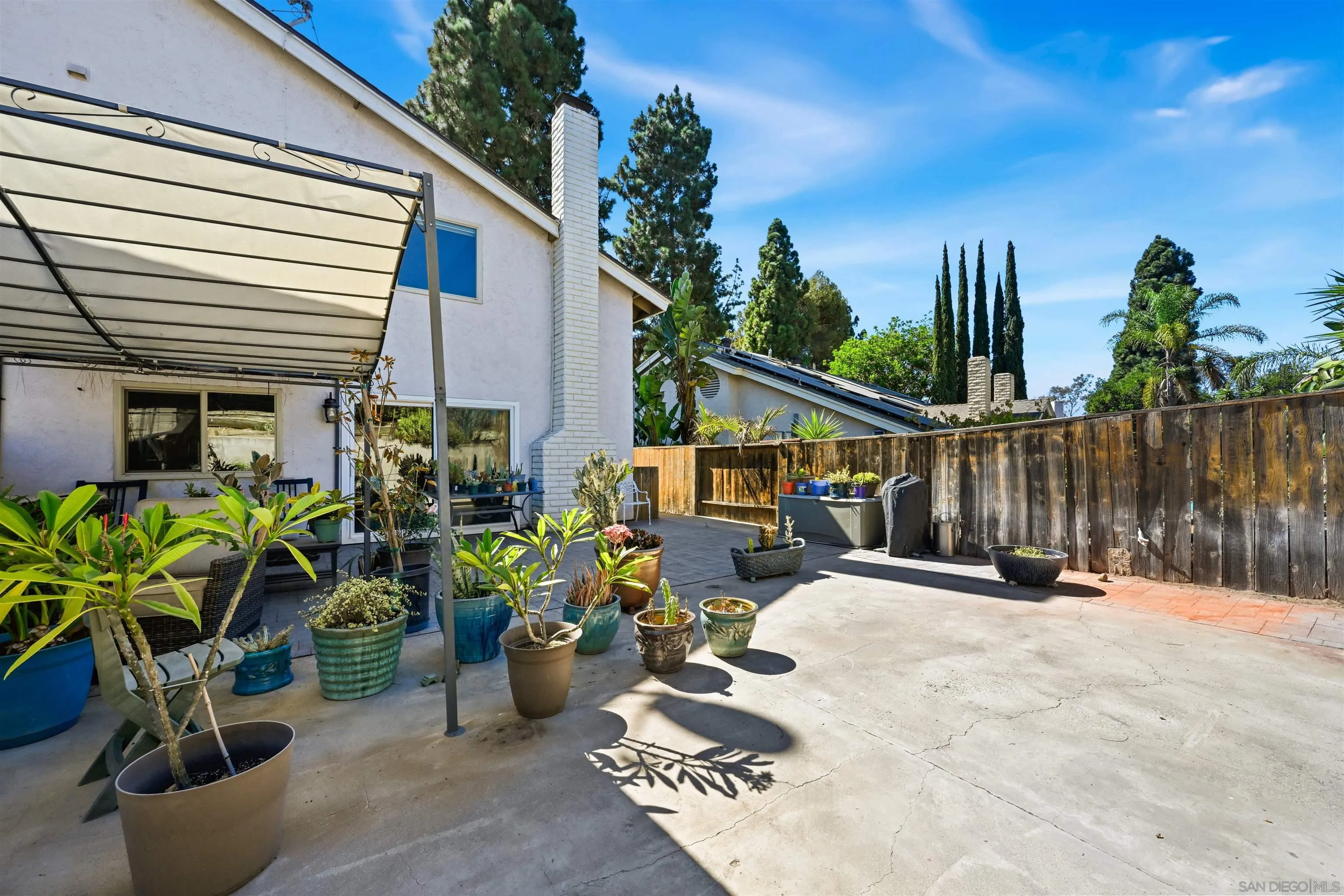 https://cdn.realtyfeed.com/cdn/127/260021802/1fa0f63e6d66b6e17383c39e328b87c5.webp