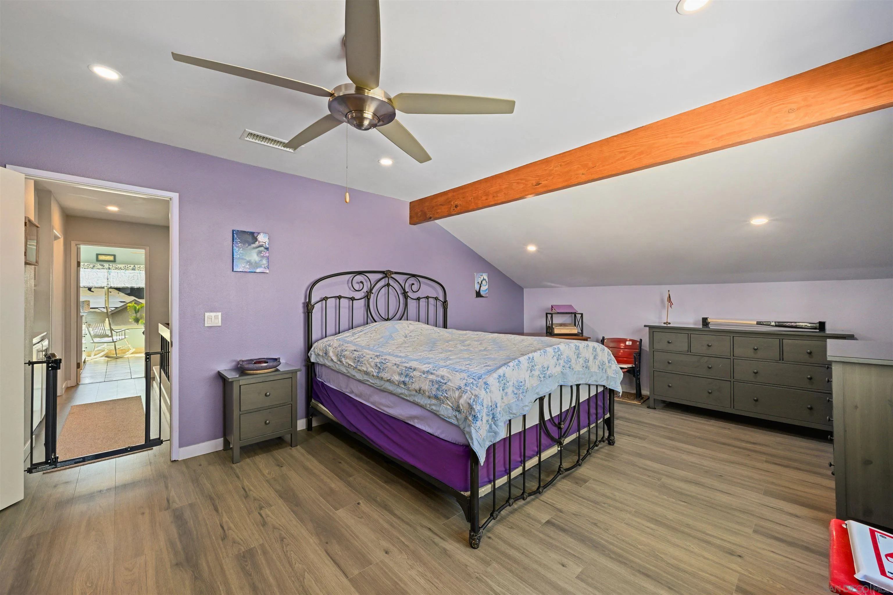 https://cdn.realtyfeed.com/cdn/127/260021802/b659b659386ce9e75a57b837915a532b.webp