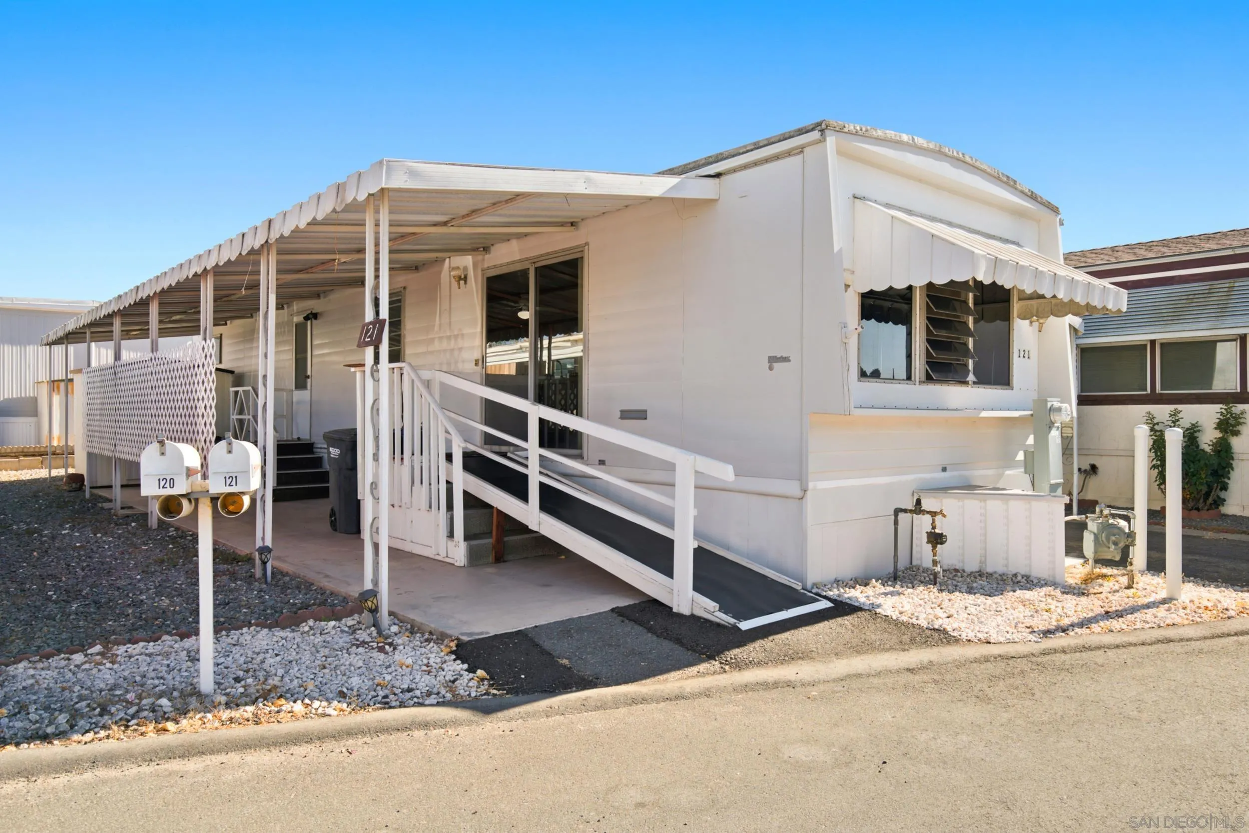 410 S 1st Street Unit 121