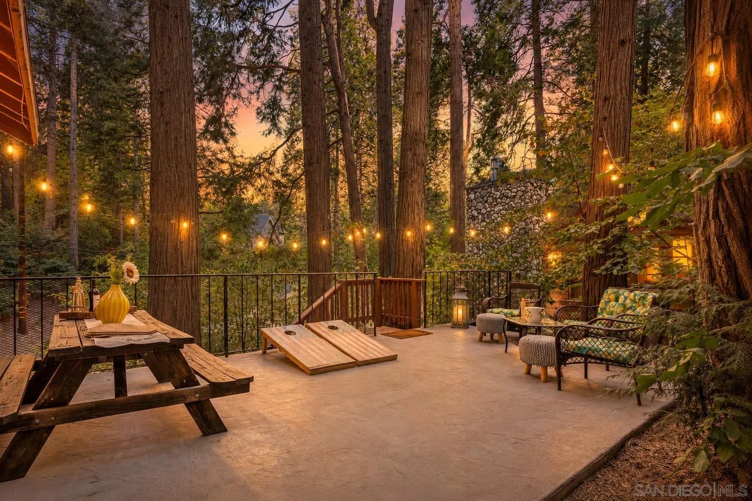 625 Cottage Grove Rd, Lake Arrowhead, CA 92352, photo 8