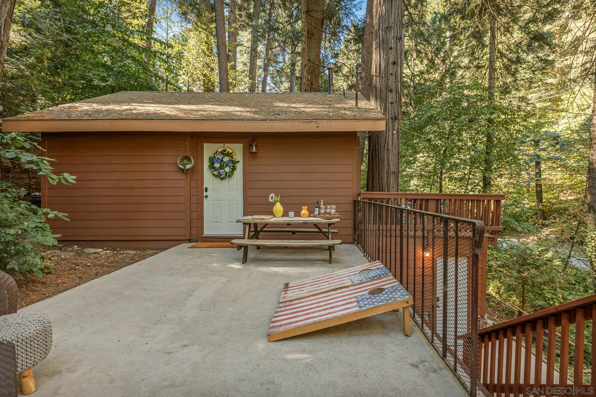 625 Cottage Grove Rd, Lake Arrowhead, CA 92352, photo 10