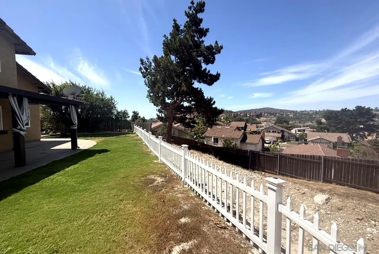 https://cdn.realtyfeed.com/cdn/127/260021811/3aaeadf7f4eafeebd2a85fc4ad6b4fac.webp