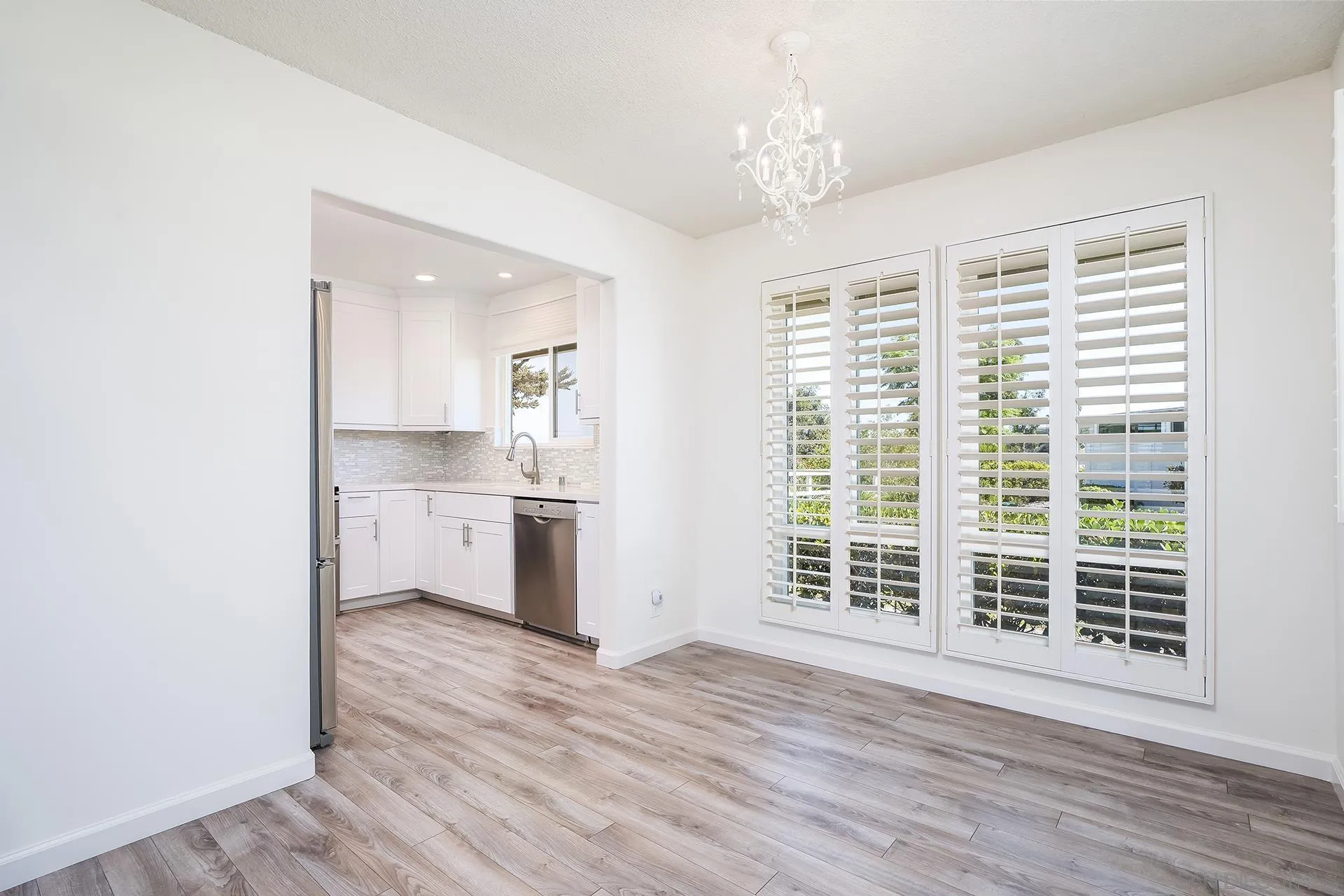 https://cdn.realtyfeed.com/cdn/127/260021813/0996457c309fa828c10db0faaba13700.webp